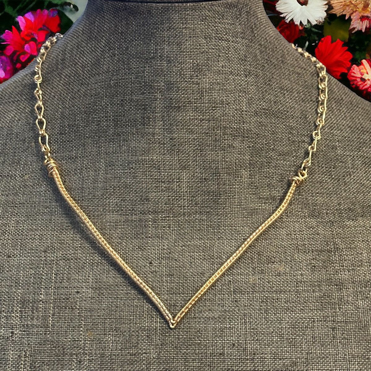 Vintage Vintage large chevron necklace Size ONE SIZE - 1 Thumbnail