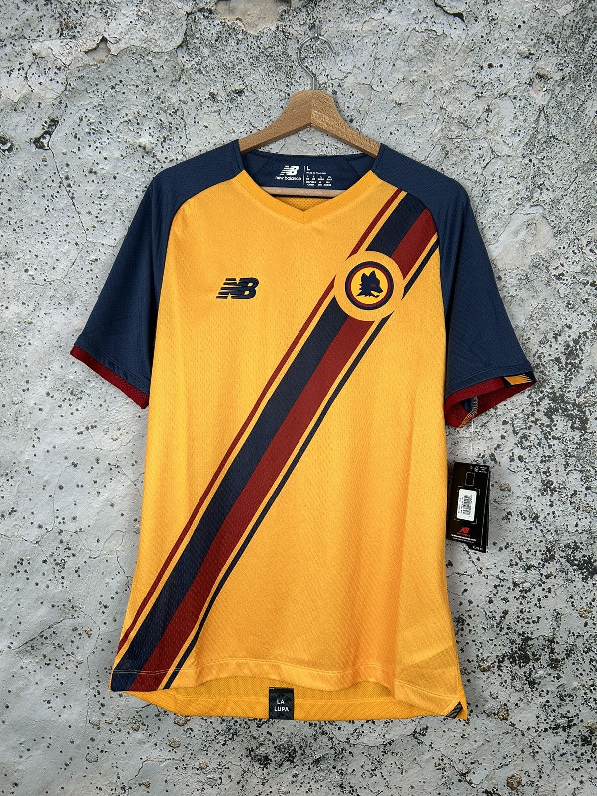 New Balance AS Roma New Balance Soccer Jersey New Football Rare Size US L / EU 52-54 / 3 - 1 Thumbnail
