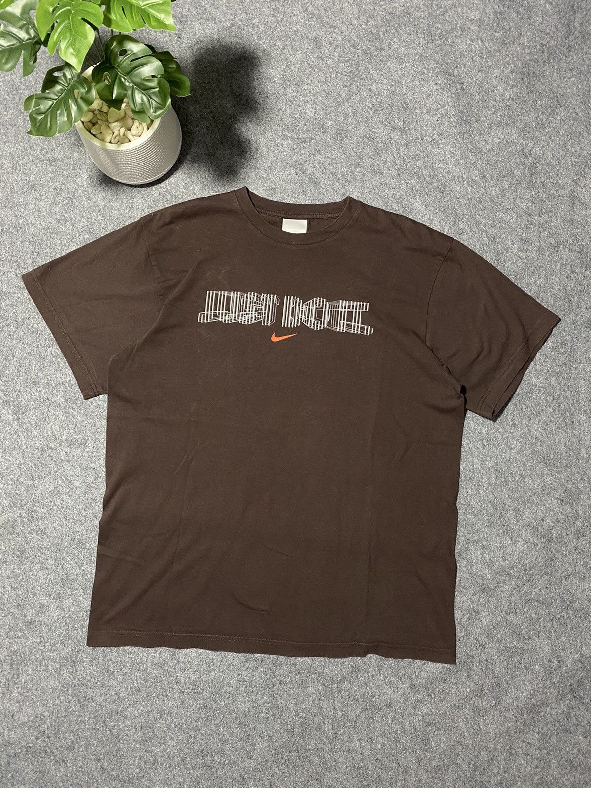 Nike × Vintage Nike Brown Just do it tee Rare T-shirt Size US XL / EU 56 / 4 - 1 Thumbnail