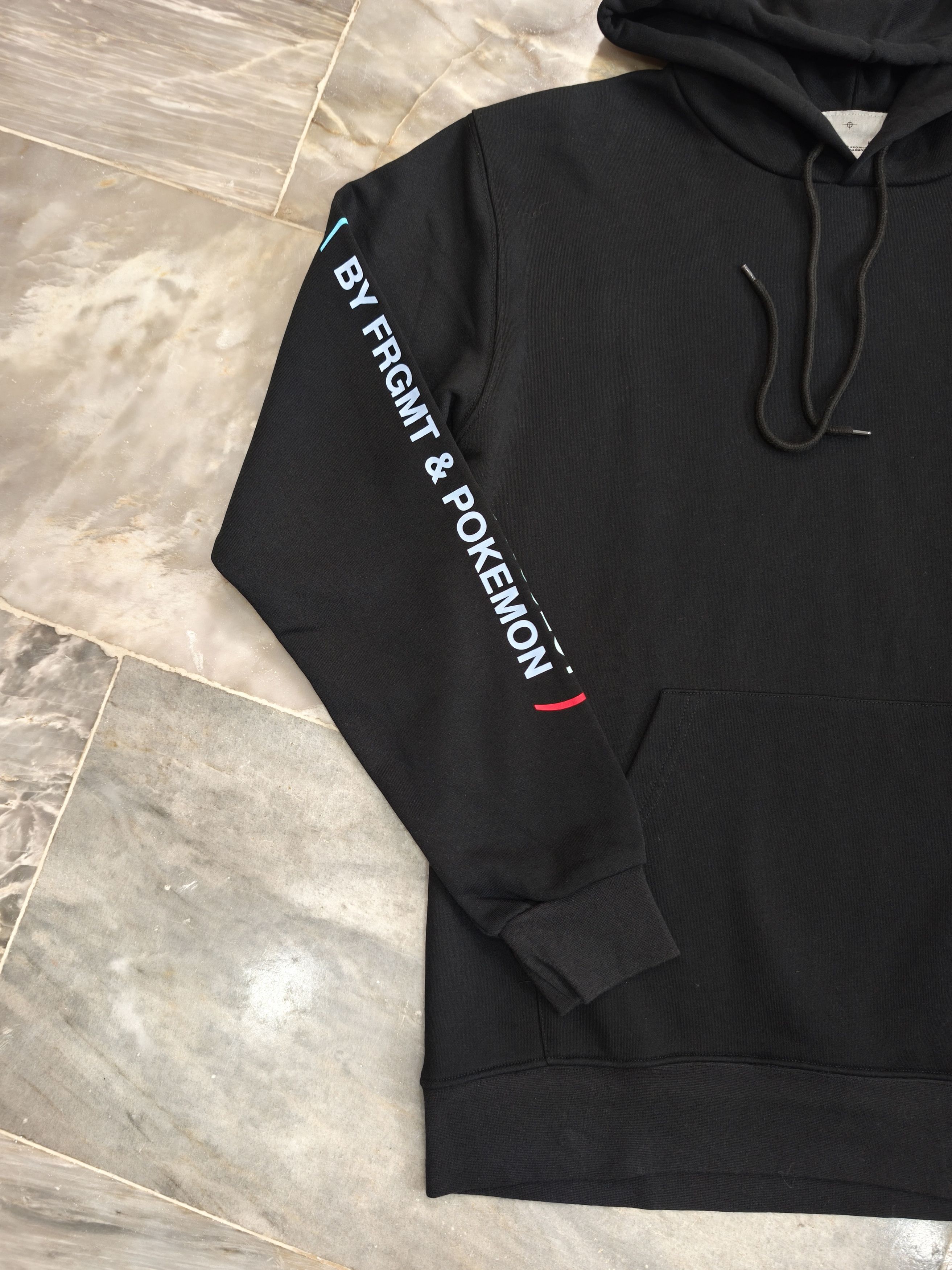 Fragment Design × Pokemon FRAGMENT X POKÉMON THUNDERBOLT PROJECT HOODIE Size US M / EU 48-50 / 2 - 3 Thumbnail