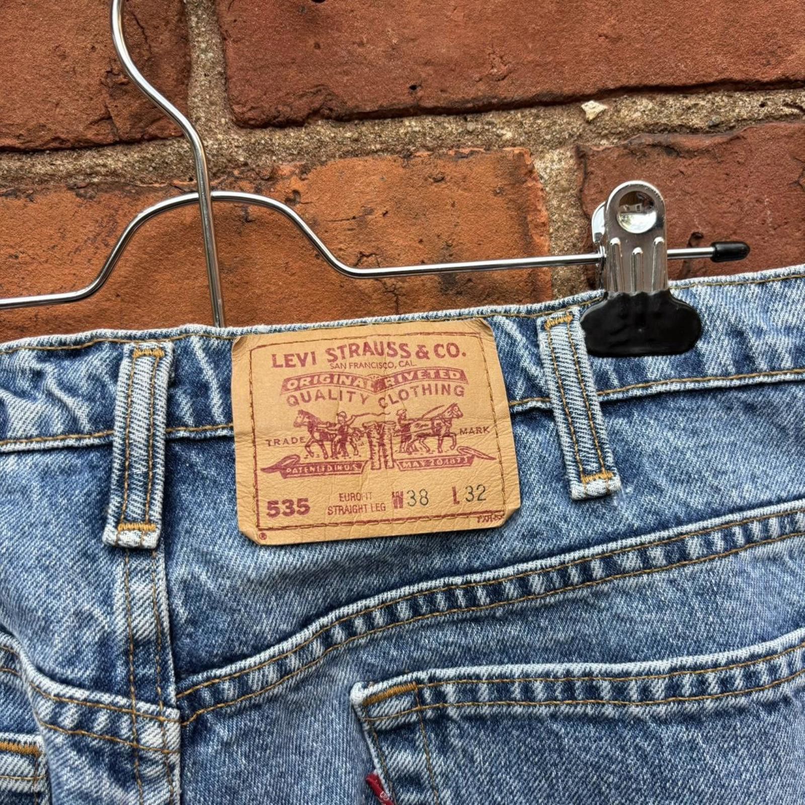Levi's vintage Levi's 535 light washed euro fit jeans 90s 36x32 Size US 36 / EU 52 - 6 Thumbnail