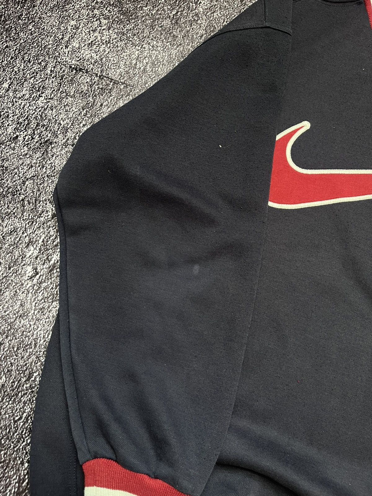 Nike VINTAGE 90S NIKE BIG SWOOSH LOGO EMBROIDERED SWEATSHIRT Size US L / EU 52-54 / 3 - 7 Thumbnail