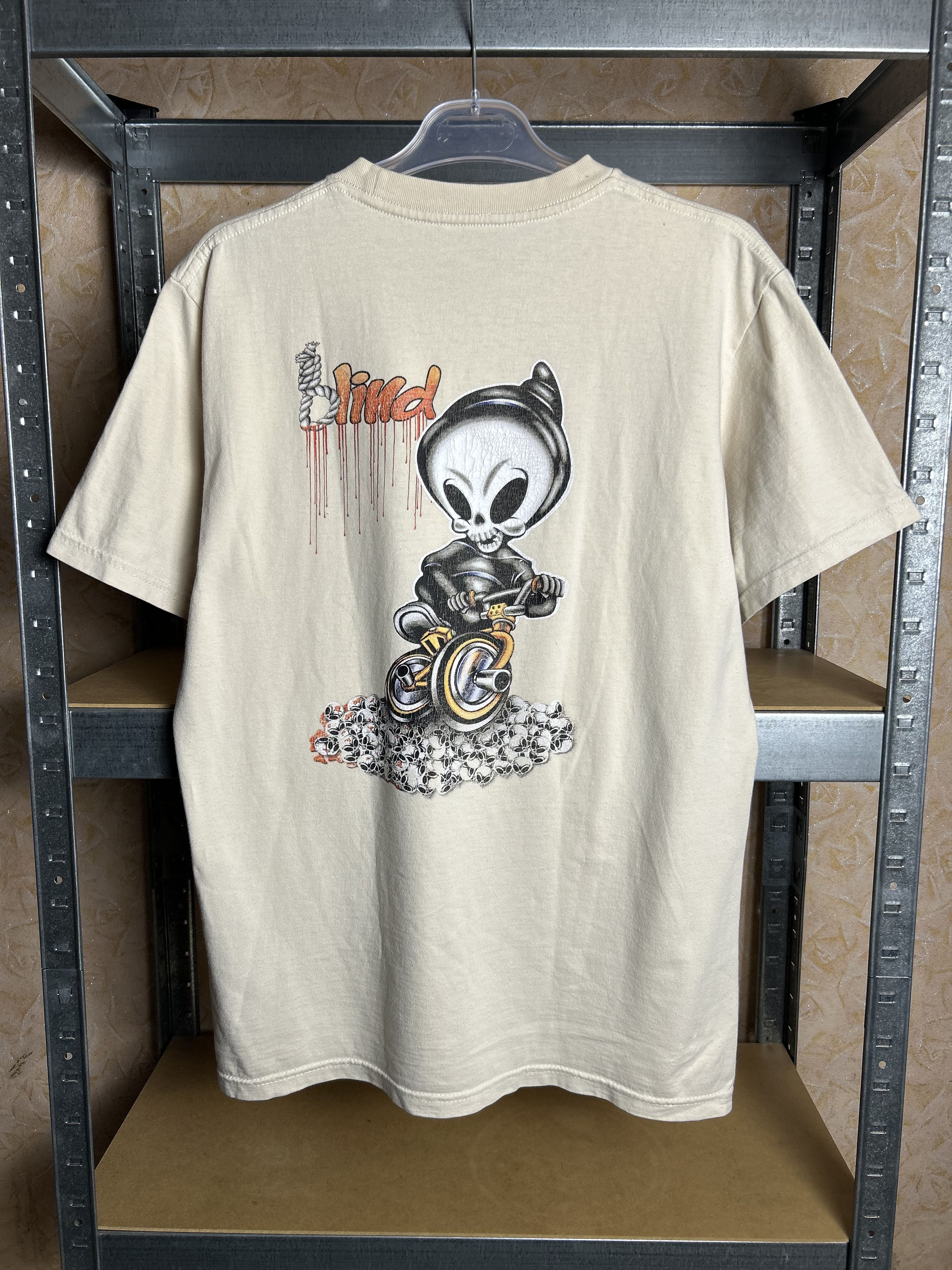 Blind Skateboards Vintage 90s Blind Skateboards Streetwear Graphic T-shirt Size US M / EU 48-50 / 2 - 1 Thumbnail