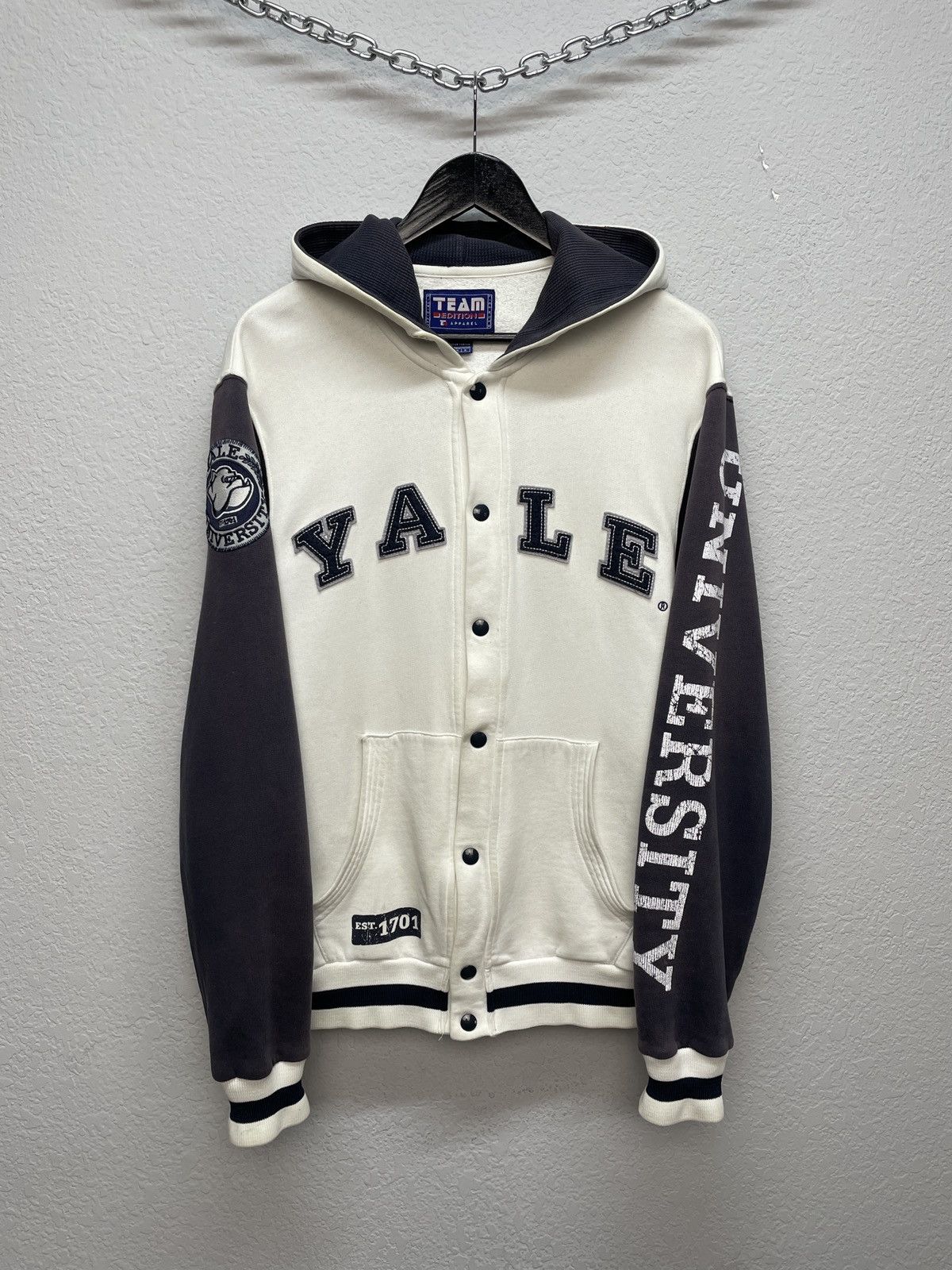 Vintage Vintage Y2K Yale University Boxy Fit Big Logo Zip Hoodie Size US M / EU 48-50 / 2 - 1 Thumbnail