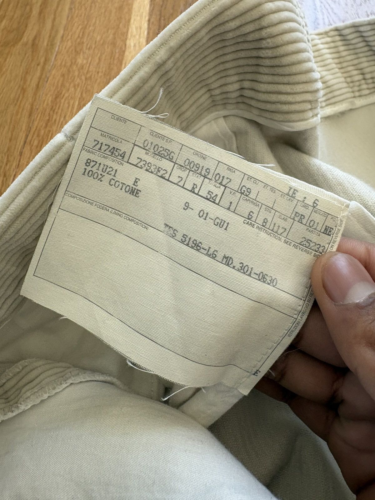 Gucci Gucci Off White Ivory Corduroy Pants Made in Italy 54 38x32 Size US 38 / EU 54 - 6 Thumbnail