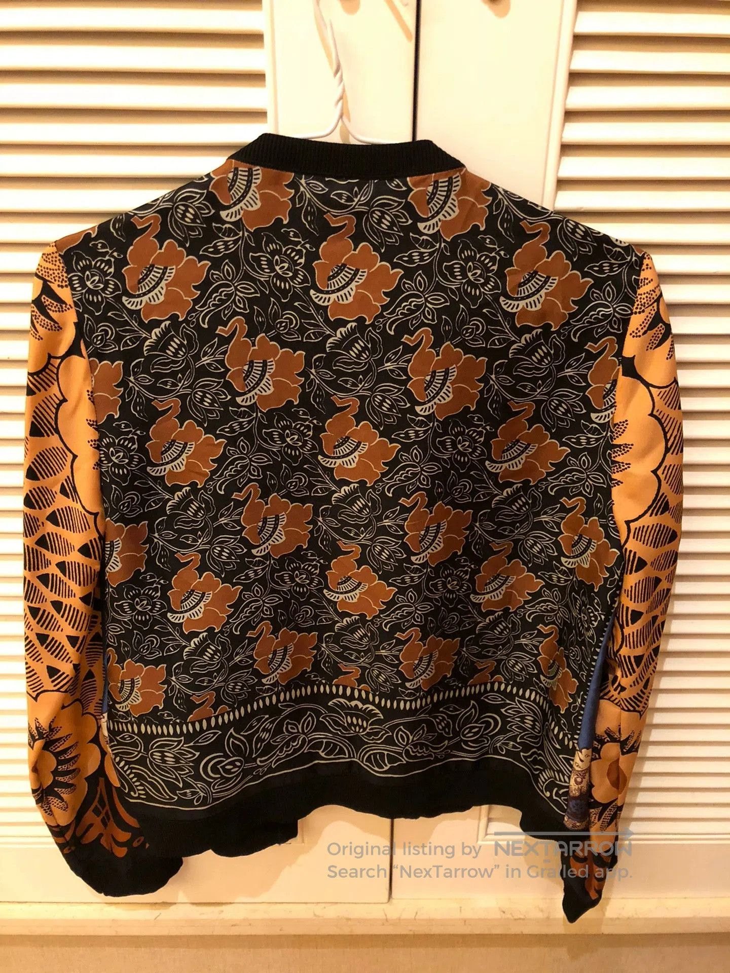 Valentino Valentino Printed Satin Cardigan S. Size US S / EU 44-46 / 1 - 2 Thumbnail