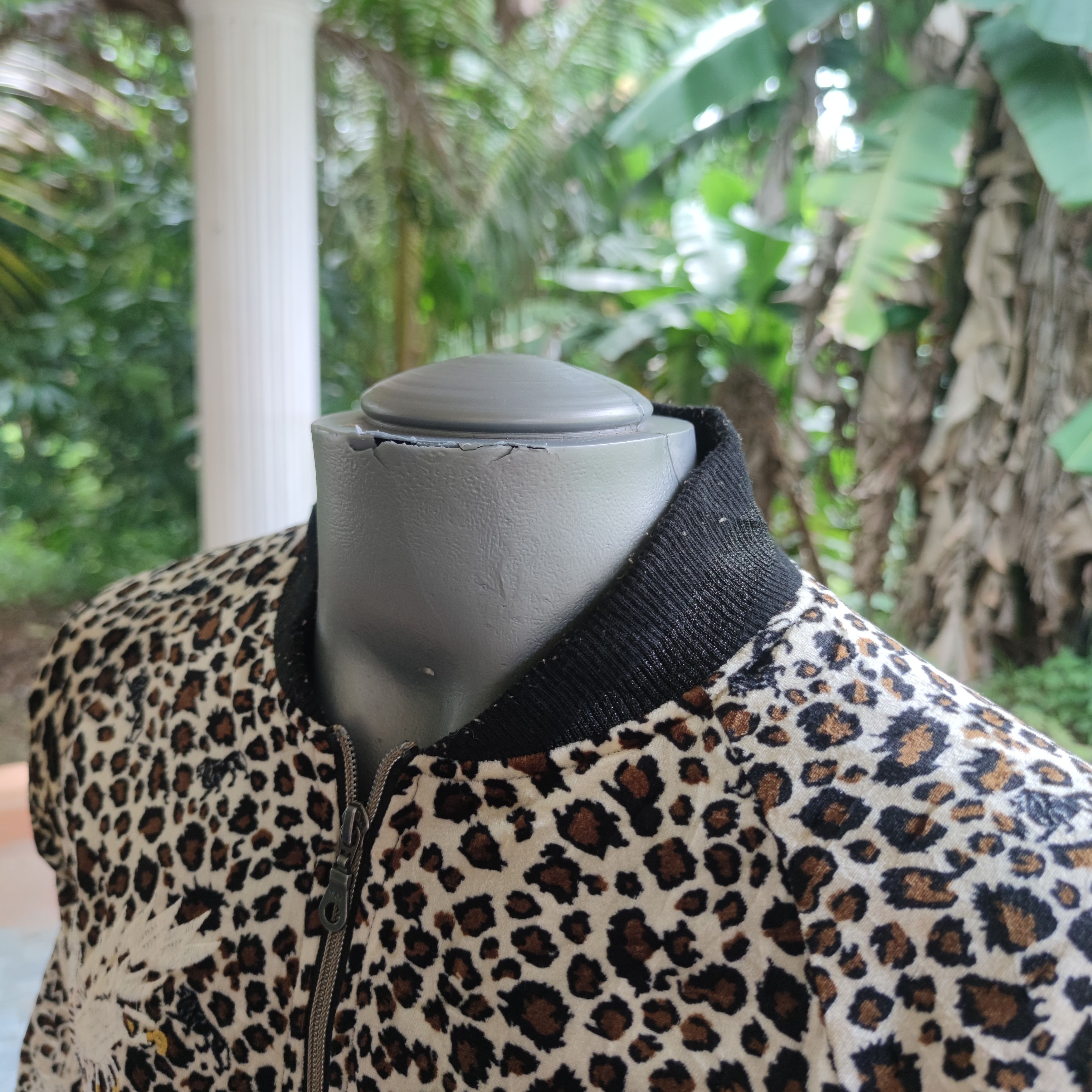 Lonsdale LONSDALE LONDON LEOPARD SUKAJAN DRAGON SIZE L FITS S-M Size US L / EU 52-54 / 3 - 11 Thumbnail