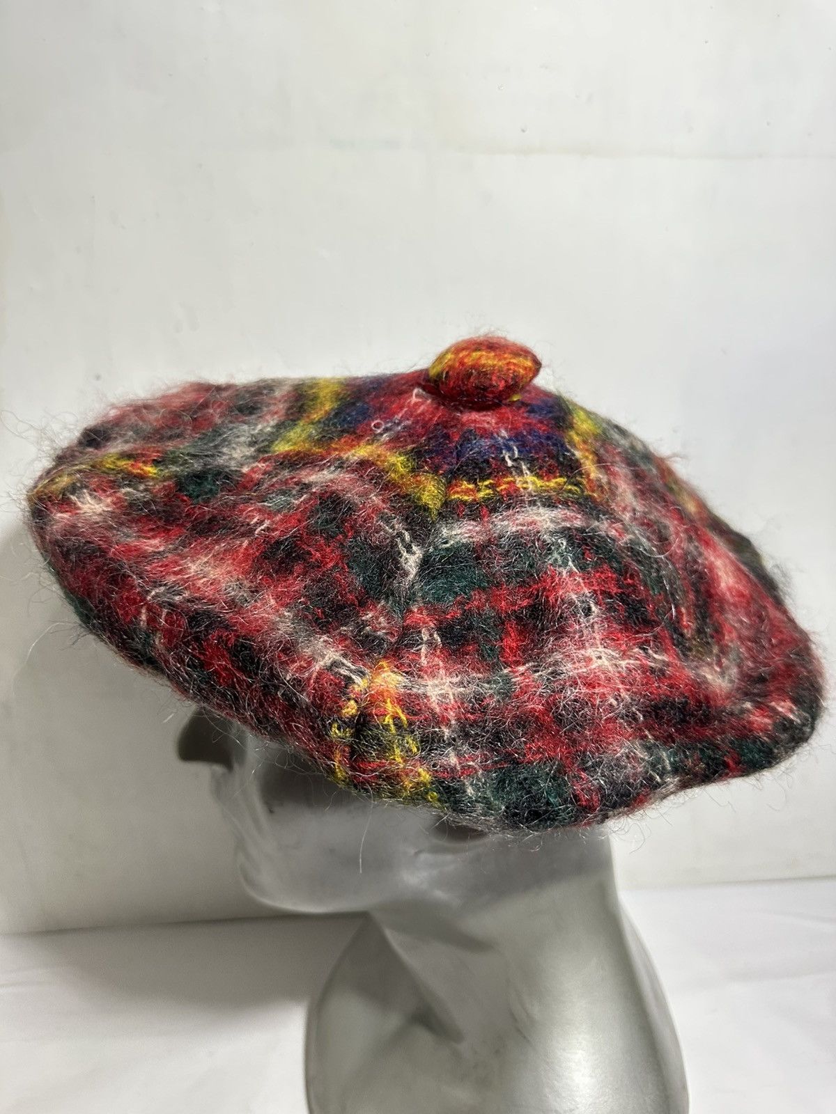 Designer A Wellwood Product Checkered Beret Hats Size ONE SIZE - 1 Thumbnail