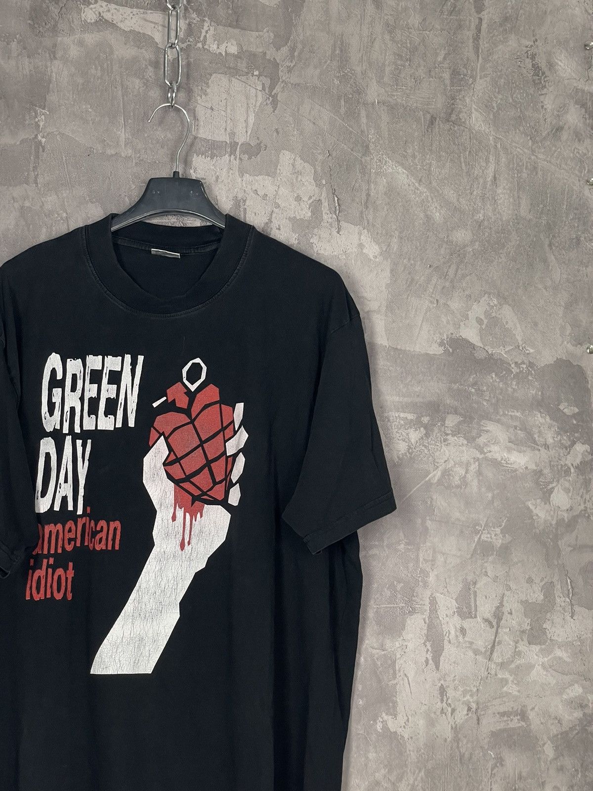Vintage VINTAGE GREEN DAY TOUR FADED 2004 T shirt Size US XL / EU 56 / 4 - 4 Thumbnail