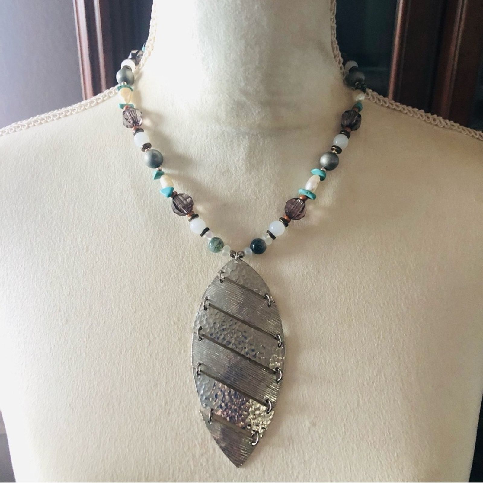 Handmade Handcrafted large articulated pendant genuine stone necklace Size ONE SIZE - 2 Thumbnail