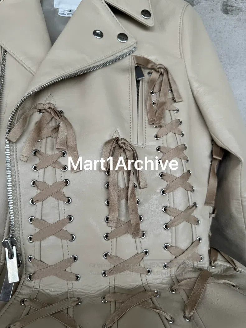 Comme des Garcons Comme des Garcons Three-dimensional skirt flared leather j Size S / US 4 / IT 40 - 4 Thumbnail