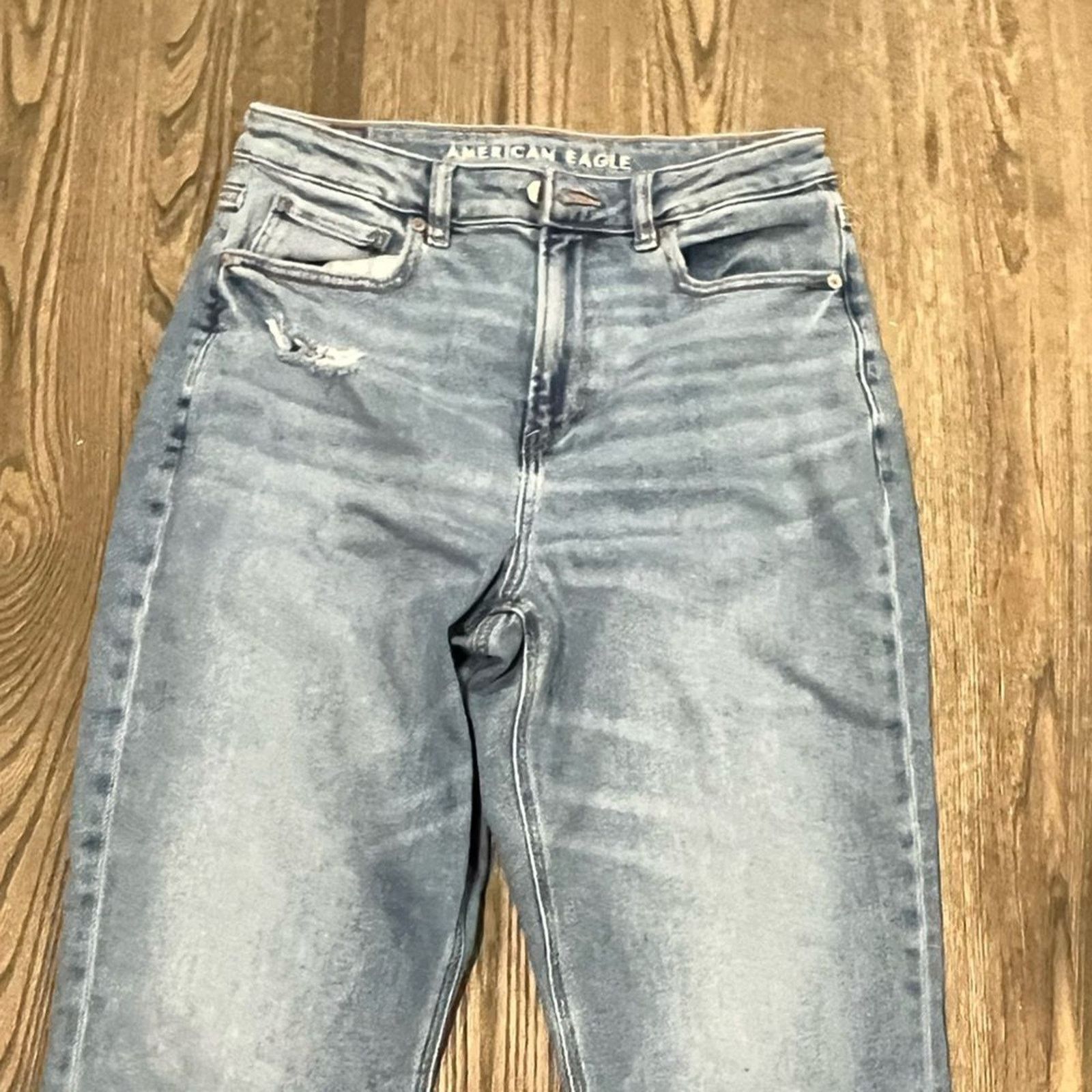 American Eagle Outfitters American Eagle Mom Jeans High Rise Stretch Whiskering Size 30" / US 8 / IT 44 - 6 Thumbnail