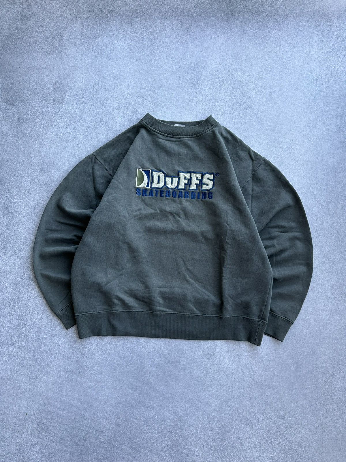 Vintage VTG Duffs Skateboarding 90s Big Logo Streetwear Sweatshirt Size US M / EU 48-50 / 2 - 2 Thumbnail