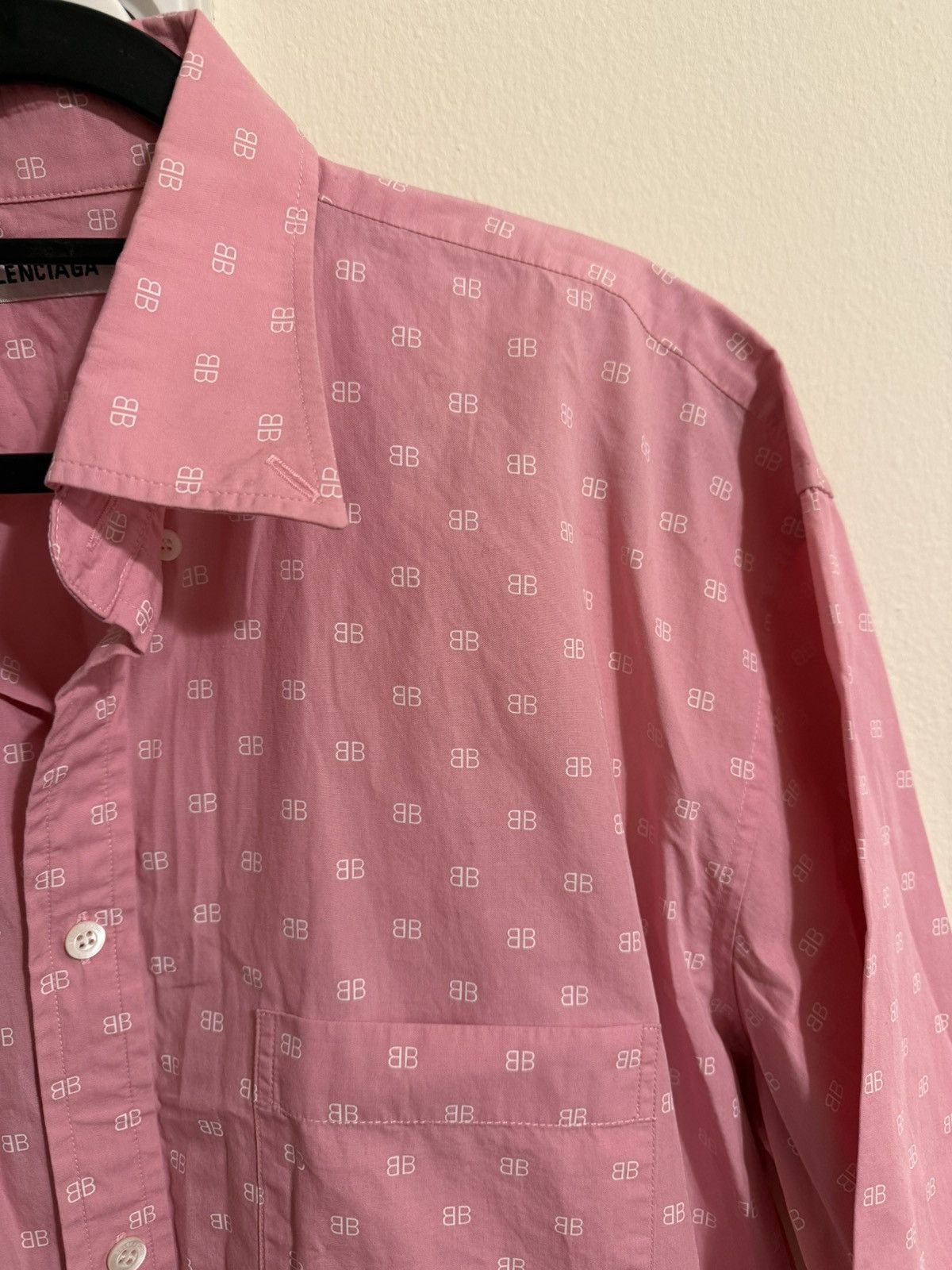 Balenciaga Balenciaga Short Sleeve Shirt Made in Italy Size US L / EU 52-54 / 3 - 4 Thumbnail