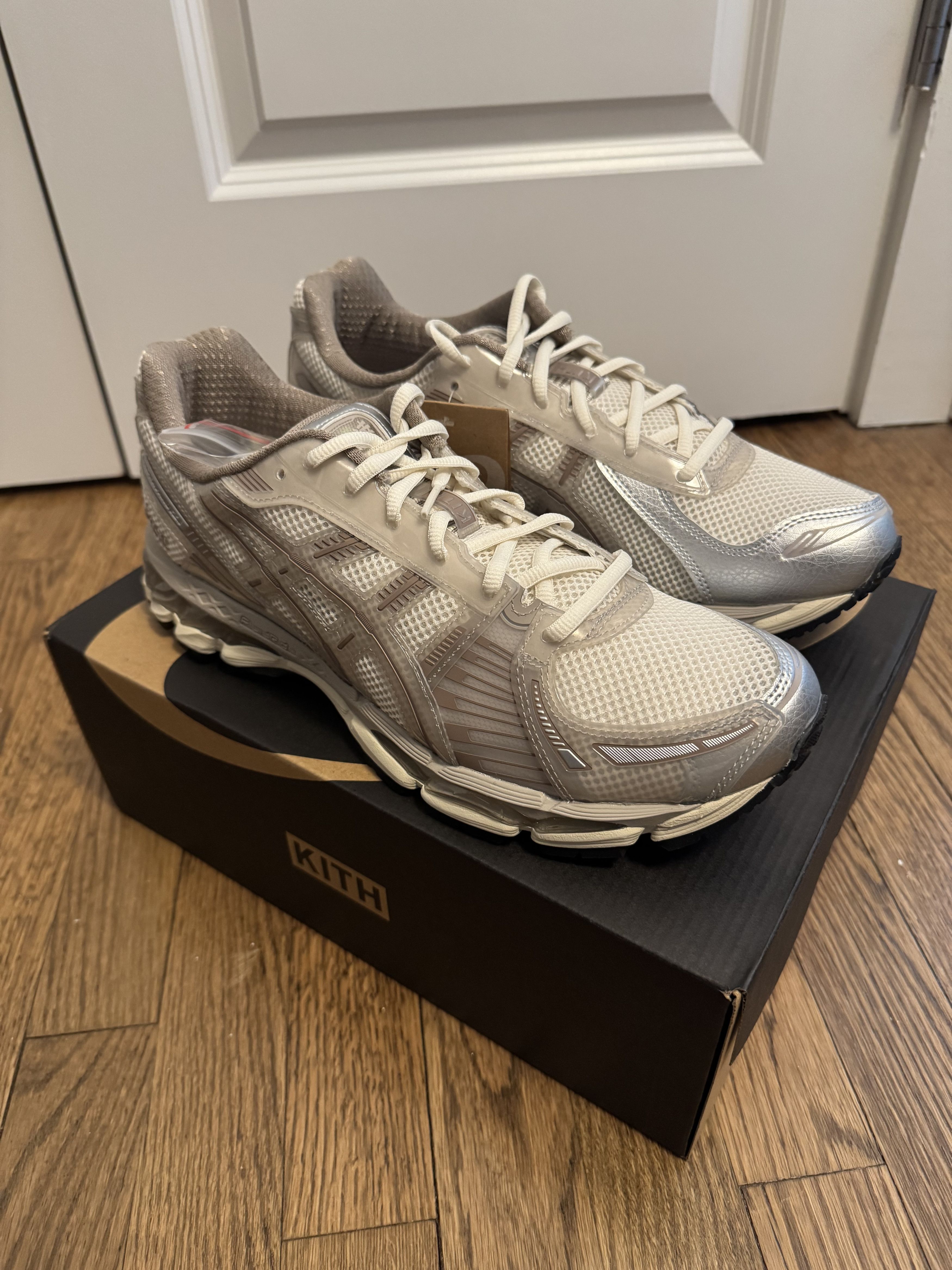 Asics × Kith Kith for ASICS Loyalty Exclusive GEL-KAYANO® 12.1 Paragon Size US 10.5 / EU 43-44 - 3 Thumbnail
