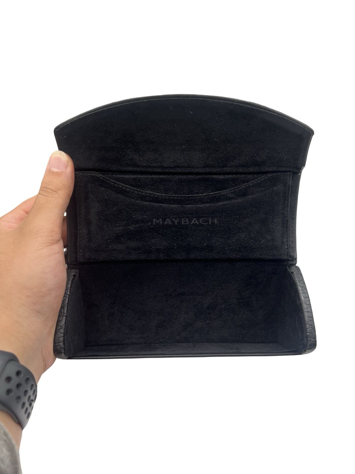 MAYBACH Eyewear Maybach Sunglasses Case – Black Leather with Signature Logo Size ONE SIZE - 6 Thumbnail