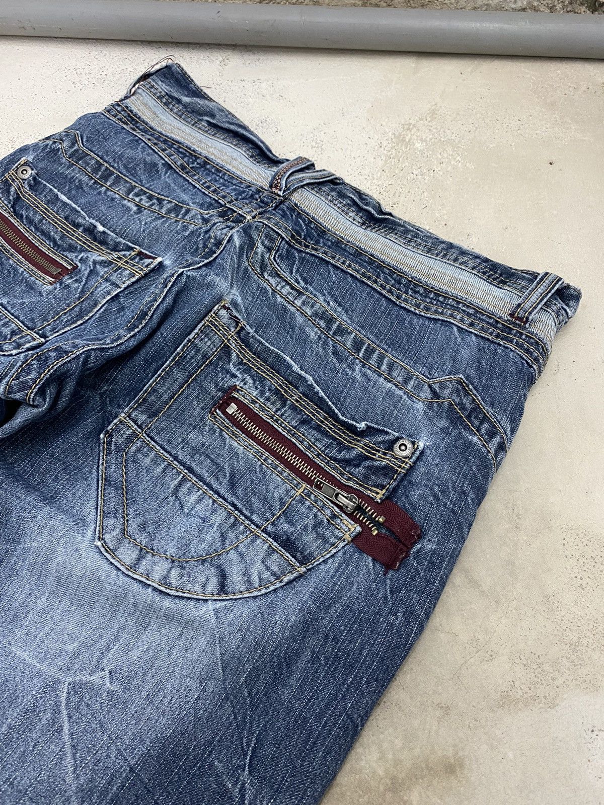 GOSTAR DE FUGA × Japanese Brand Daily Topics Japan Denim Clawn Mark Washed Straight Cut Size US 32 / EU 48 - 11 Thumbnail
