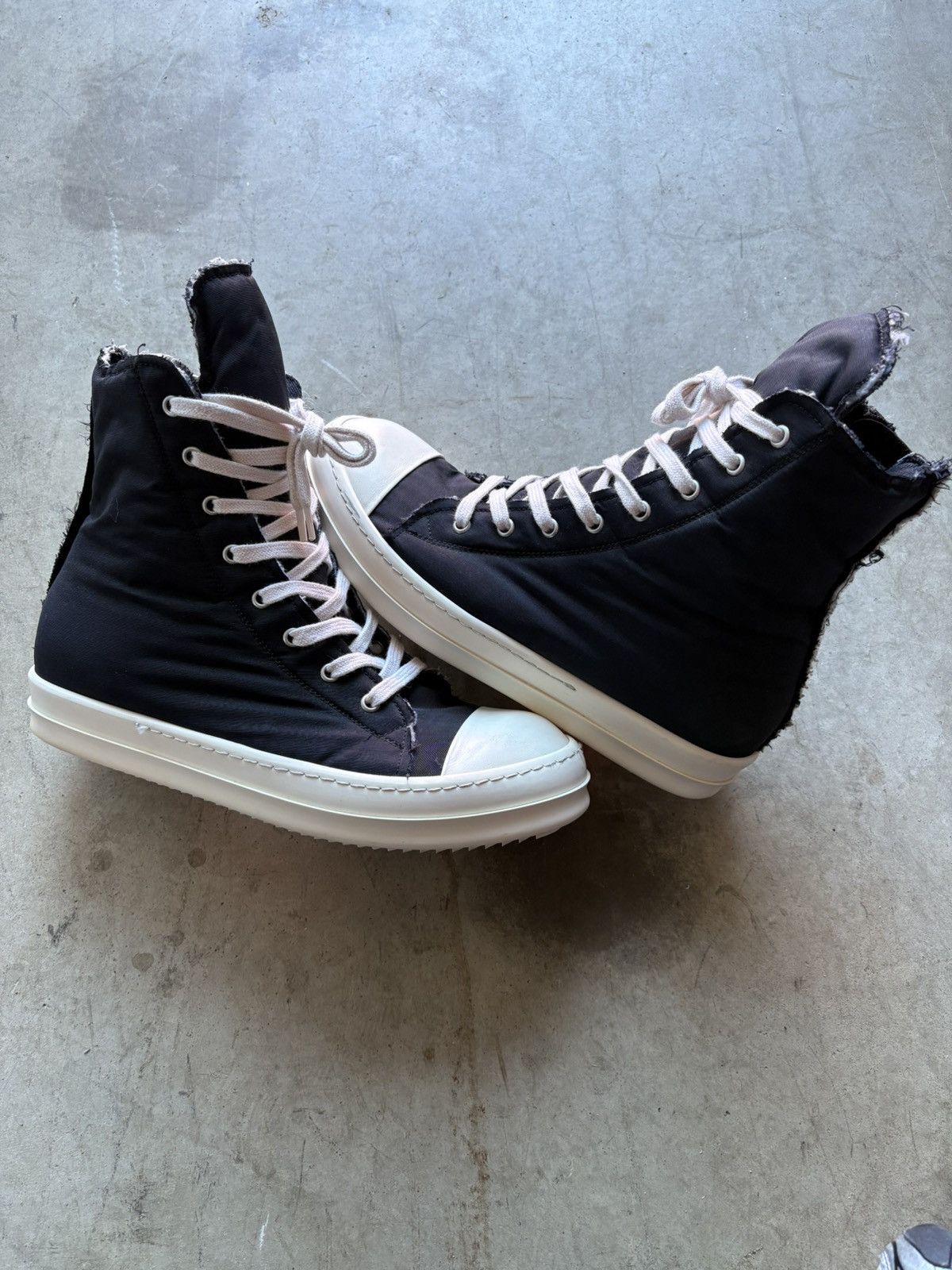 Rick Owens Drkshdw Rick Owens Ramone Black High Size US 8.5 / EU 41-42 - 1 Thumbnail