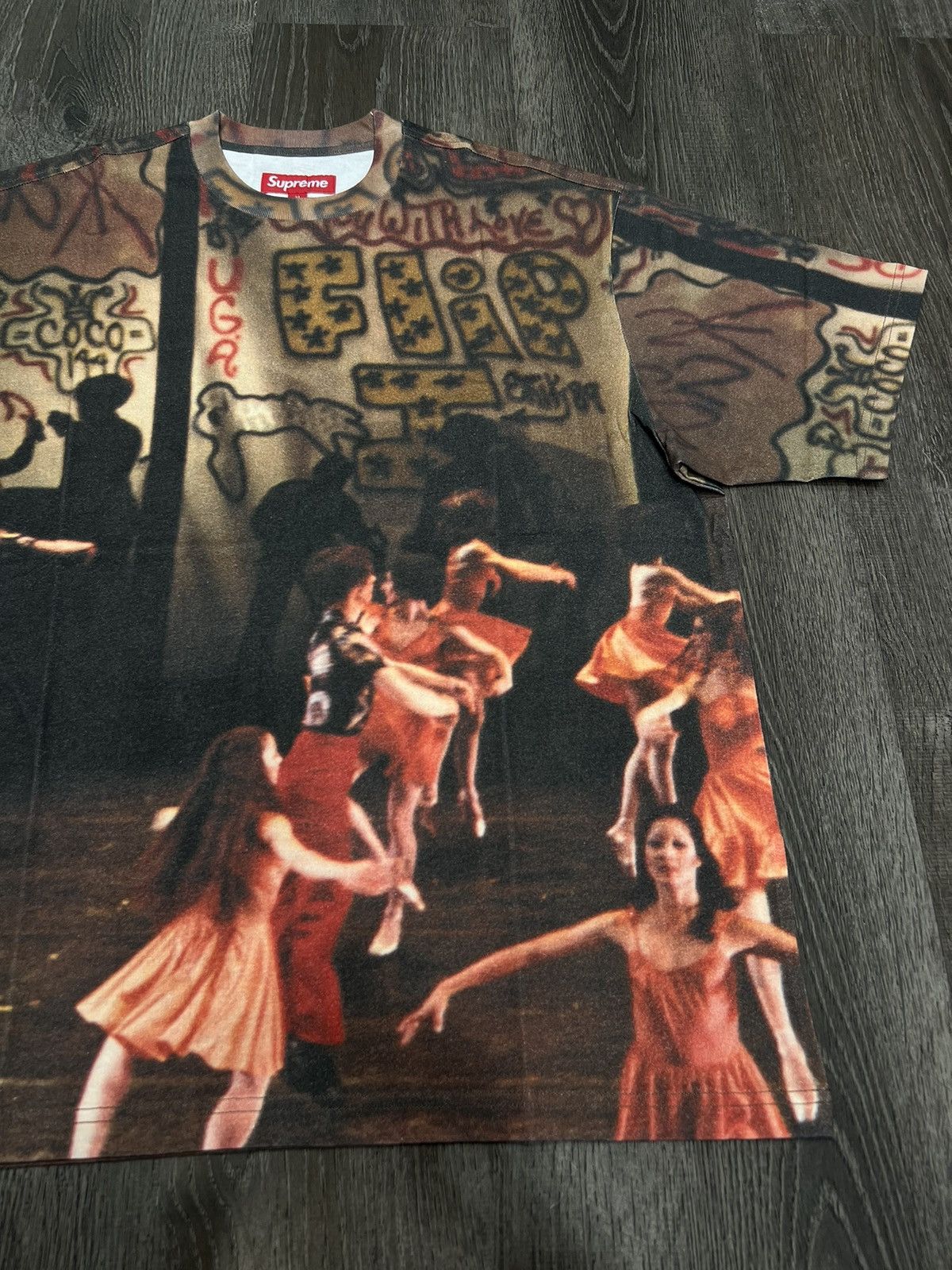 Supreme Supreme Ballet Tee Sz M Brand New Size US M / EU 48-50 / 2 - 6 Thumbnail