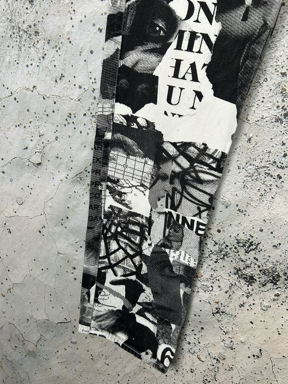 Weekday Weekday Space Paper Collage Trousers Avant Garde Grunge Punk Size US 31 - 4 Thumbnail