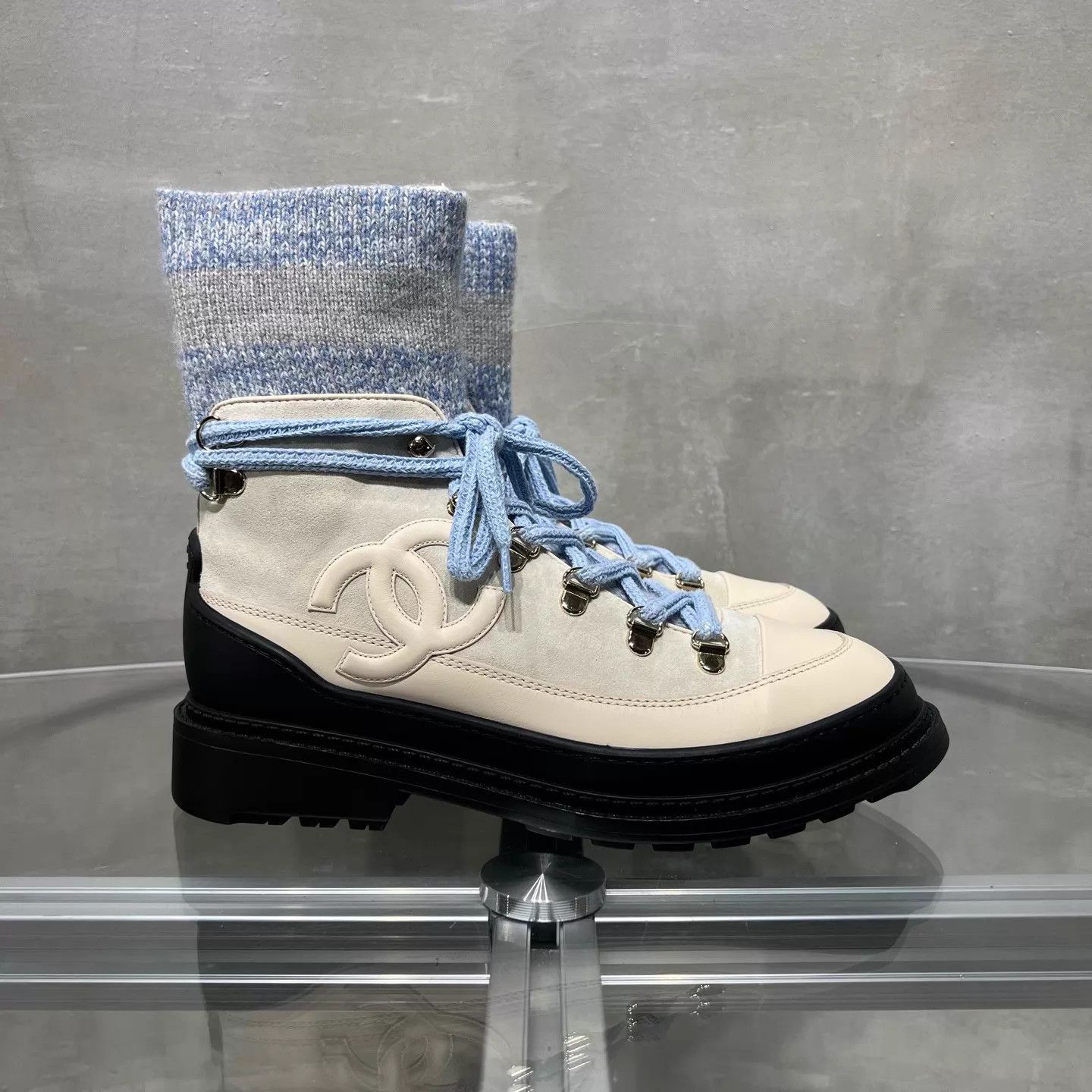 Chanel Chanel Sock Boot Beige Blue Color Block EU37 Size US 6.5 / IT 36.5 - 4 Thumbnail