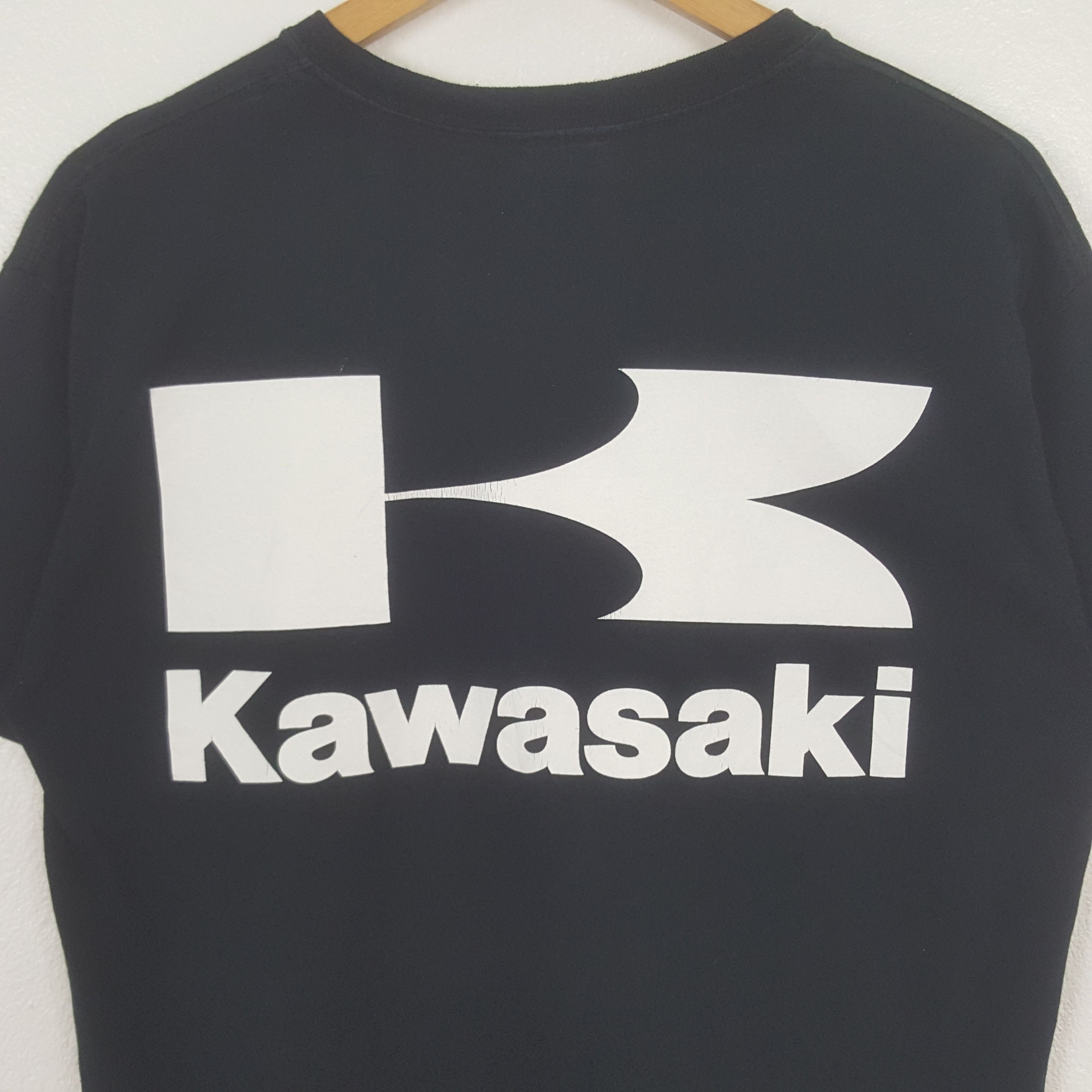 Japanese Brand Vintage Kawasaki Racing Motorsports Tshirt C312N38 Size US L / EU 52-54 / 3 - 2 Thumbnail