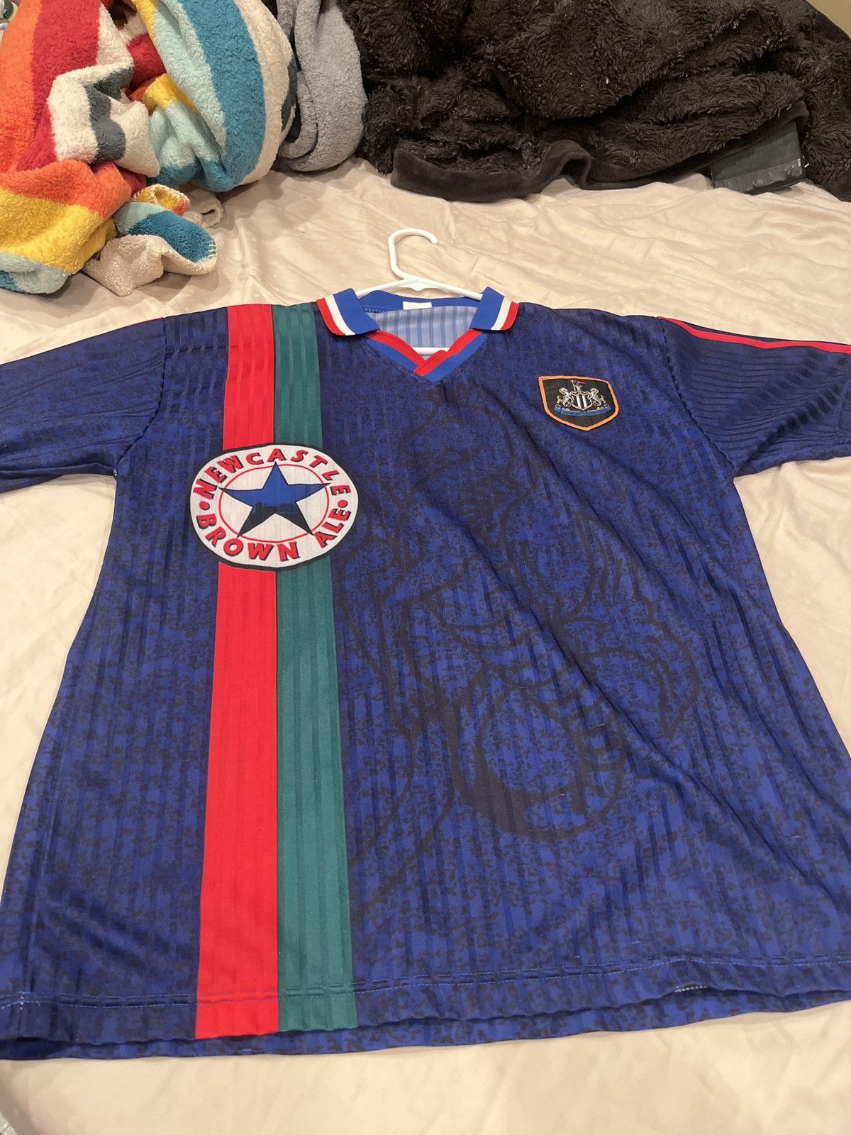 Vintage Vintage Newcastle United jersey 90’s Size US L / EU 52-54 / 3 - 1 Thumbnail