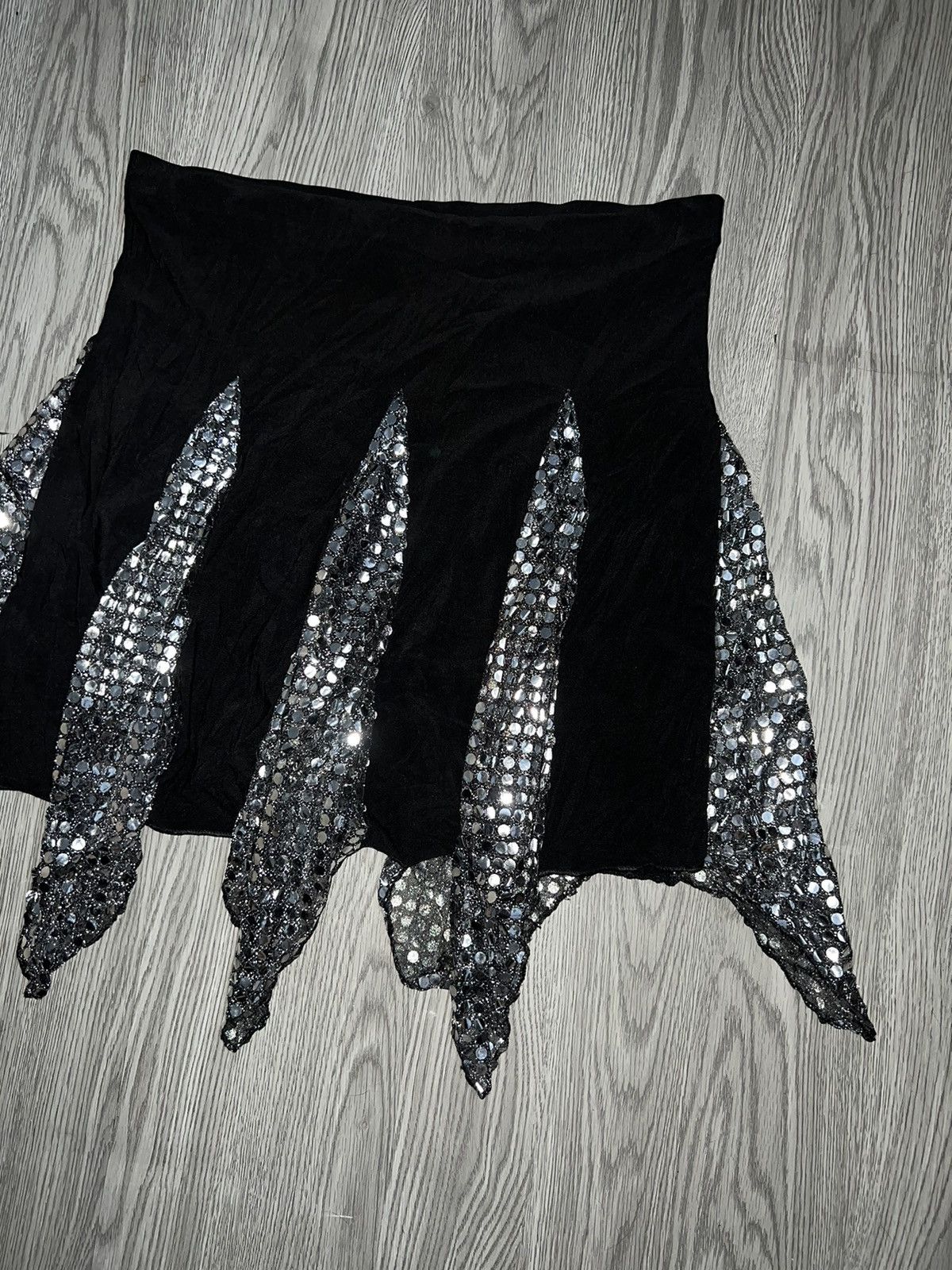 Japanese Brand Asymmetrical sequin midi skirt 🪩💖 Size 26" / US 2 / IT 38 - 7 Thumbnail