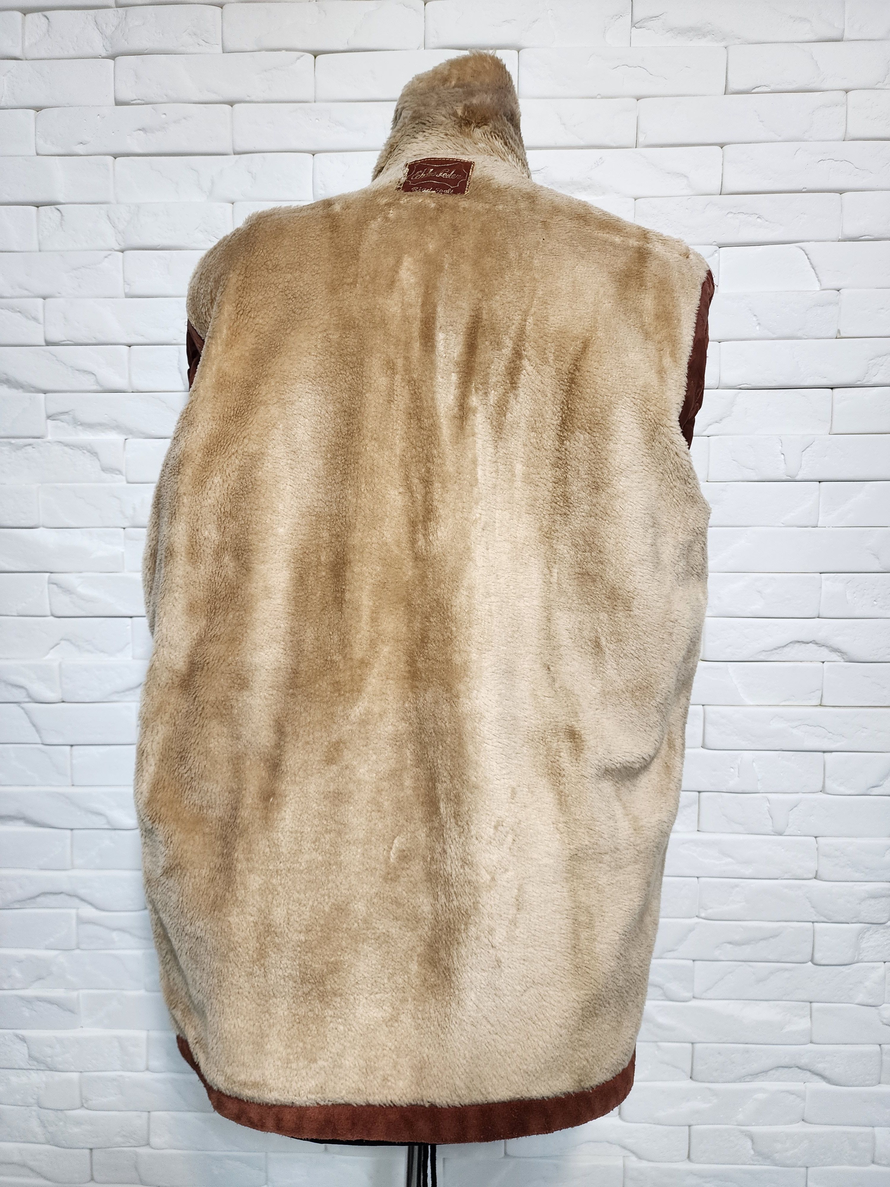 Genuine Leather Men's Suede Style Jacket: Faux Fur Insulation, Size US L / EU 52-54 / 3 - 7 Thumbnail