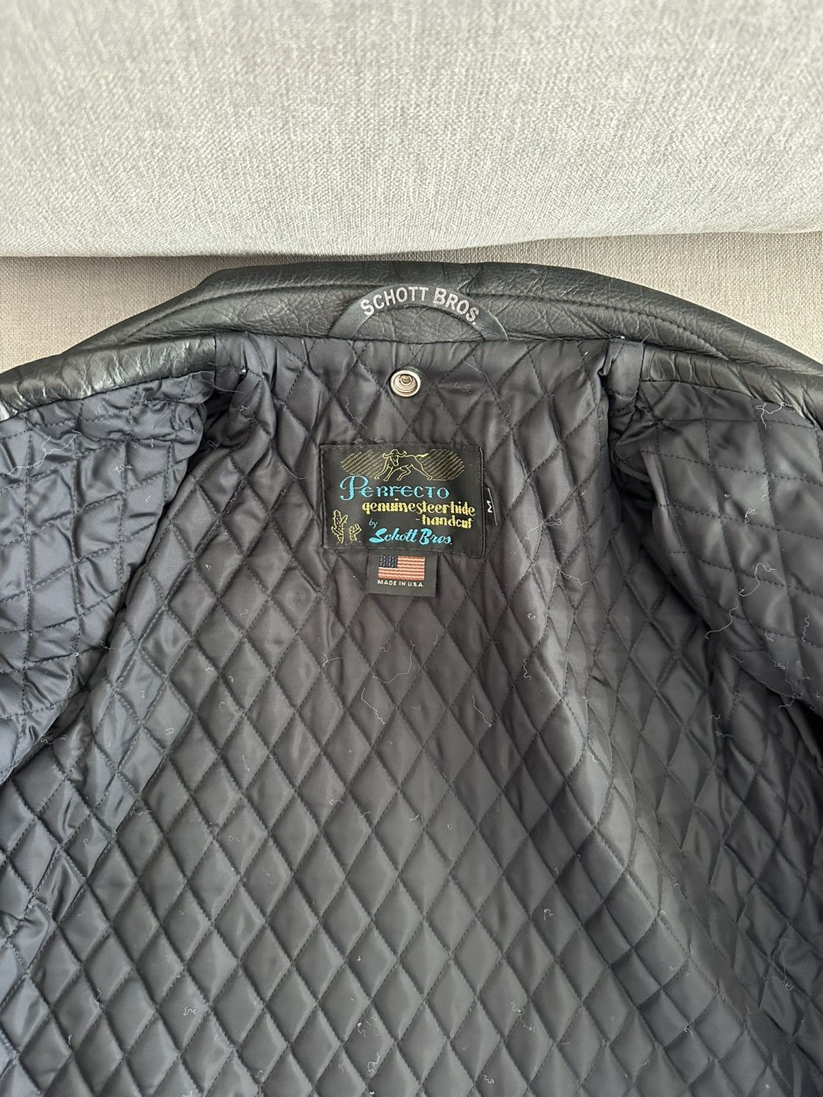 Schott 519 Pebbled Cowhide 'One Star' Perfecto Motorcycle Jacket Size US M / EU 48-50 / 2 - 12 Thumbnail