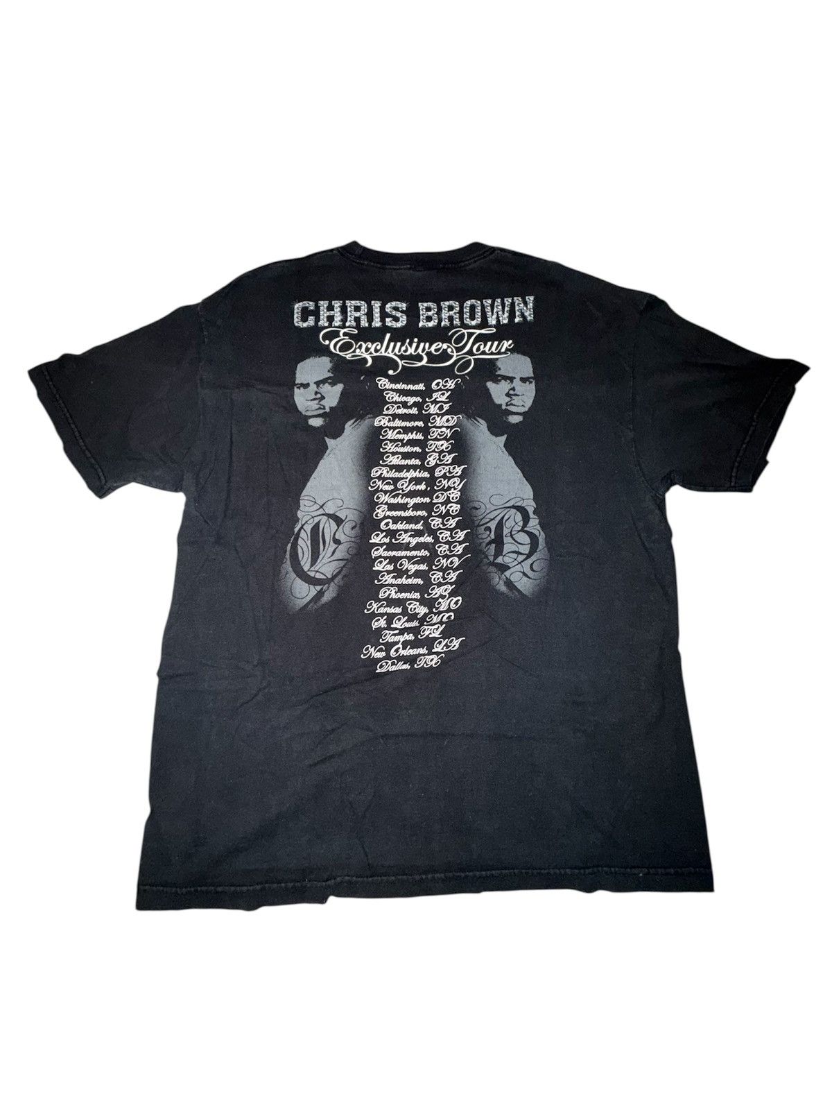 Vintage Vintage 2000s ‘Chris Brown Exclusive Tour’ T-shirt Size US XL / EU 56 / 4 - 2 Thumbnail