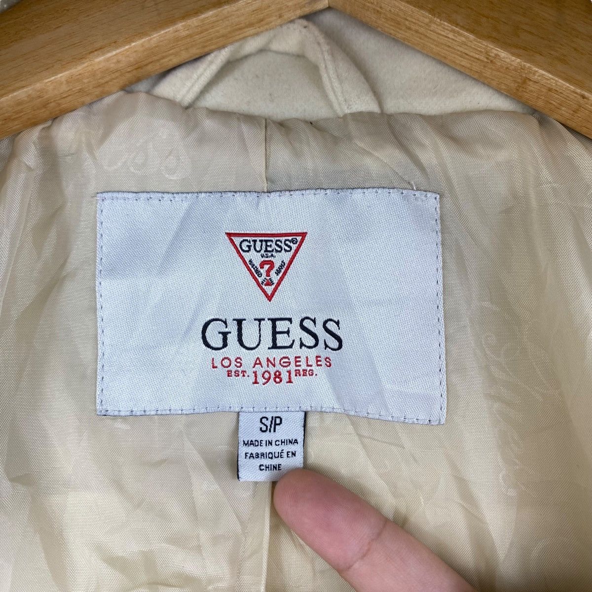 Guess Vintage GUESS LOS ANGELES Est 1981 Hooded Fur Winter Coat Size S / US 4 / IT 40 - 10 Thumbnail