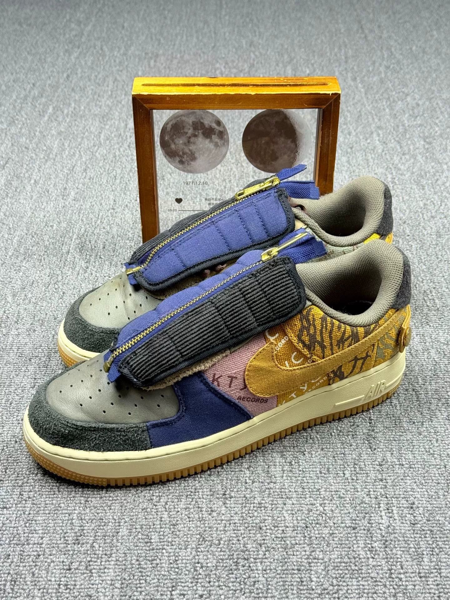 Nike Nike AF1 Lowtop Sneakers 10 Men Size US 10 / EU 43 - 1 Thumbnail