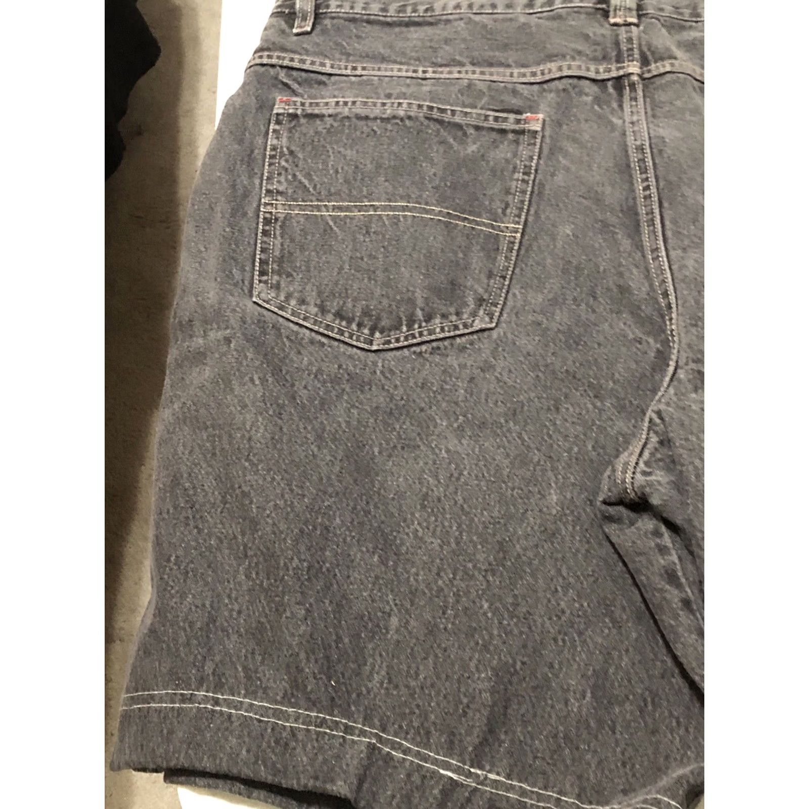Fubu VINTAGE FUBU Denim Shorts 42x10 15” Rise 14” Leg Opening Hip Hop Skater Baggy Men Casual 90s/2000s Blue Cotton Pocketed Slouchy Relaxed Size US 42 / EU 58 - 5 Thumbnail