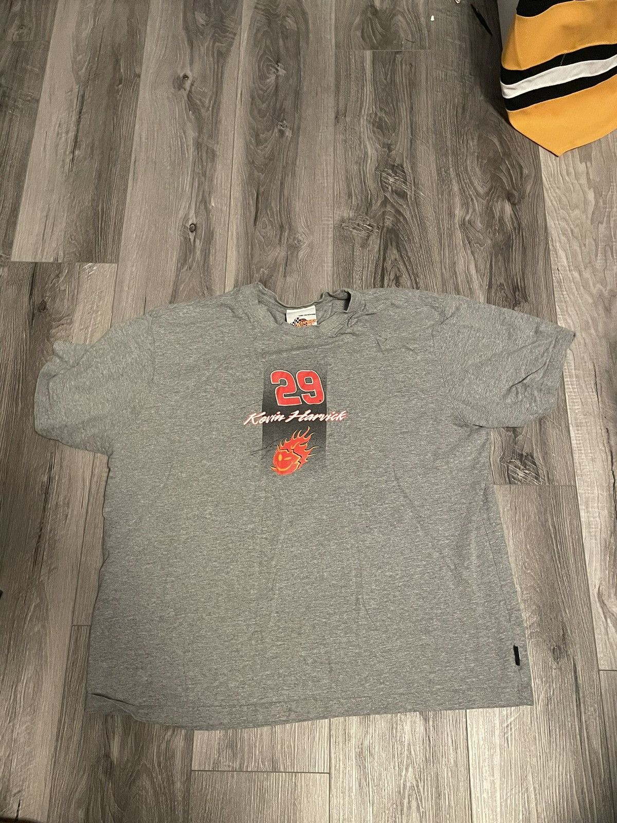 Chase Authentics × NASCAR × Vintage Y2K Kevin Harvick Tee Goodwrench 2005 Size US L / EU 52-54 / 3 - 2 Thumbnail