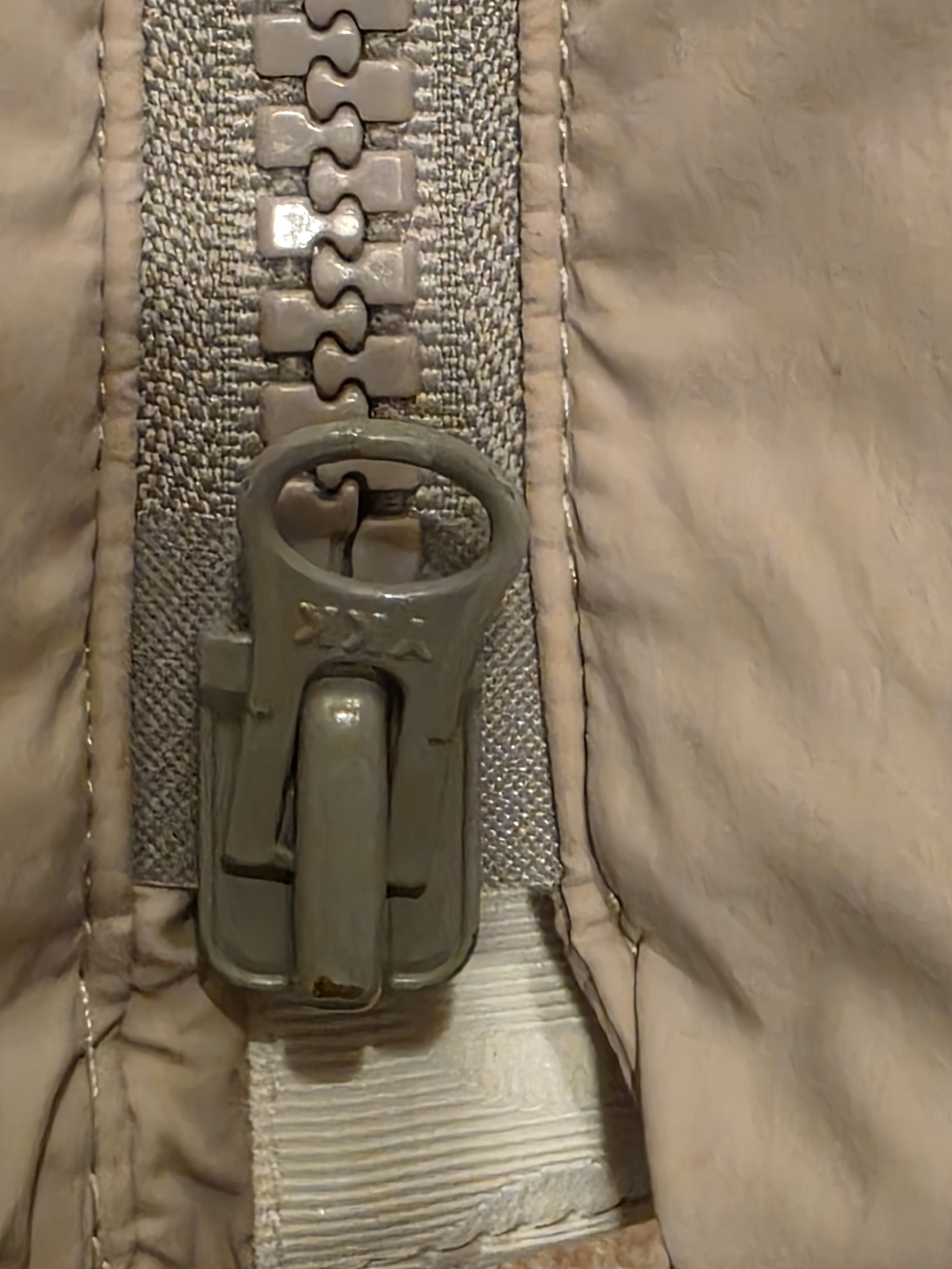 Canada Goose Canada Goose Lawrence Puffer Vest White Disc Sz M Size US M / EU 48-50 / 2 - 3 Thumbnail