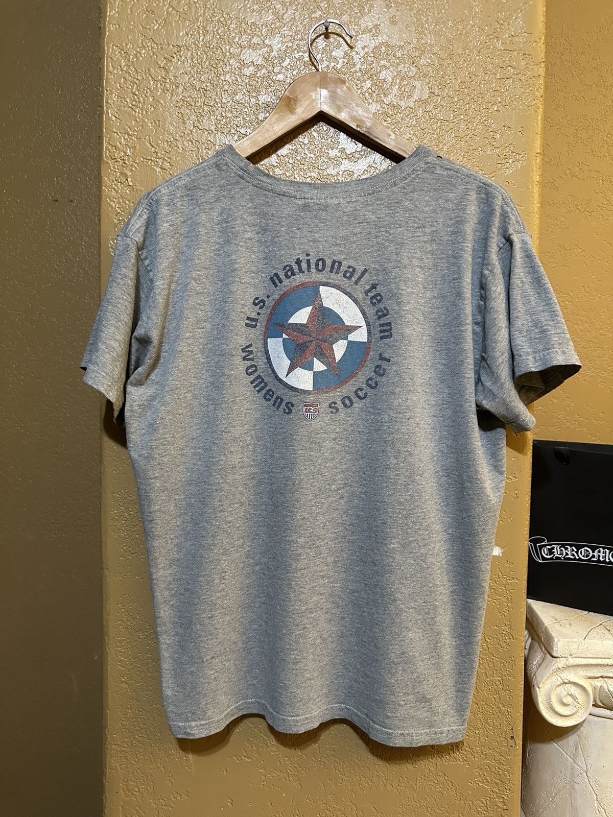 Nike distressed vintage Nike US women’s soccer tee shirt Size XL / US 12-14 / IT 48-50 - 2 Thumbnail