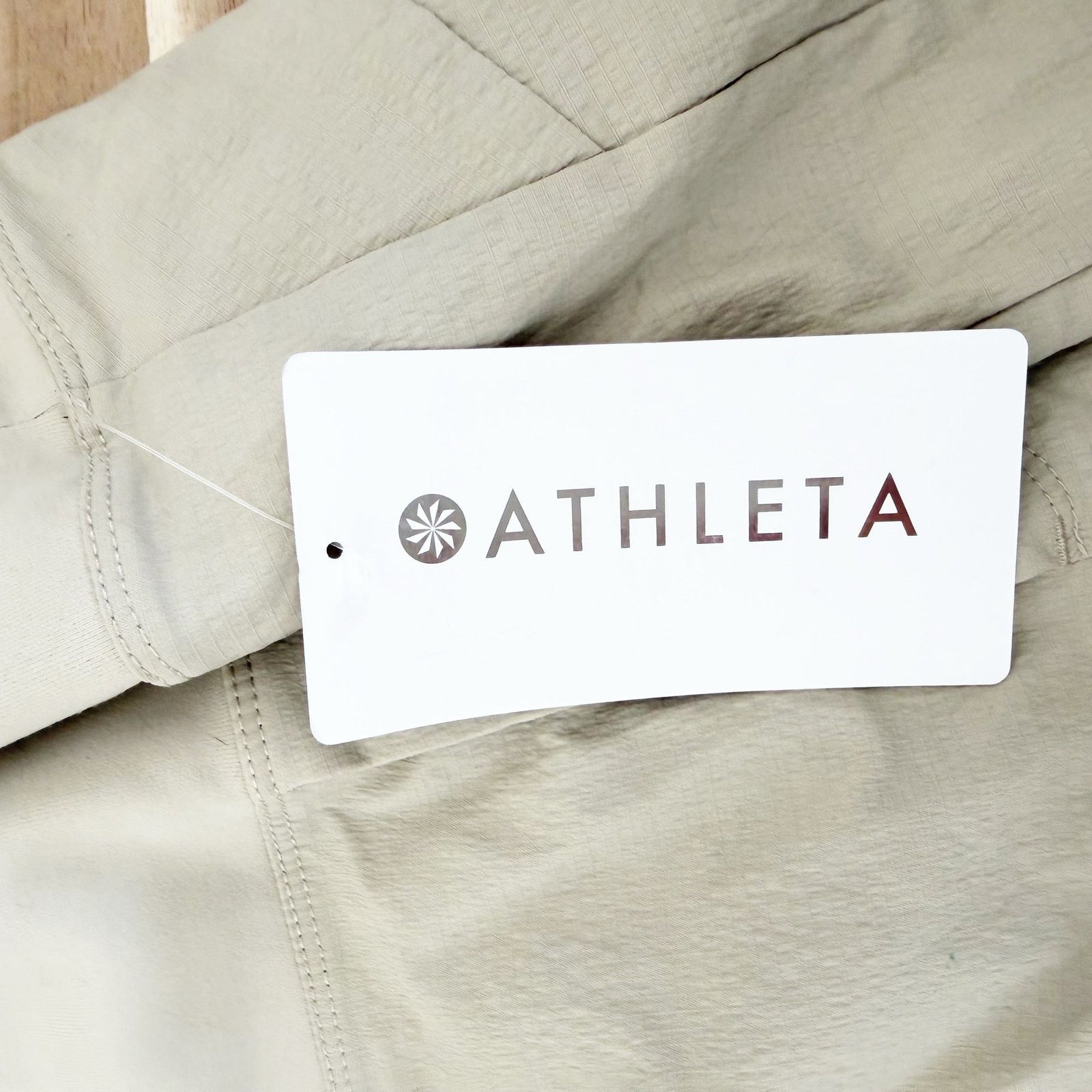 Athleta Athleta Tan Trekkie North Shorts Sz 20 Size 42" / US 20 - 5 Thumbnail