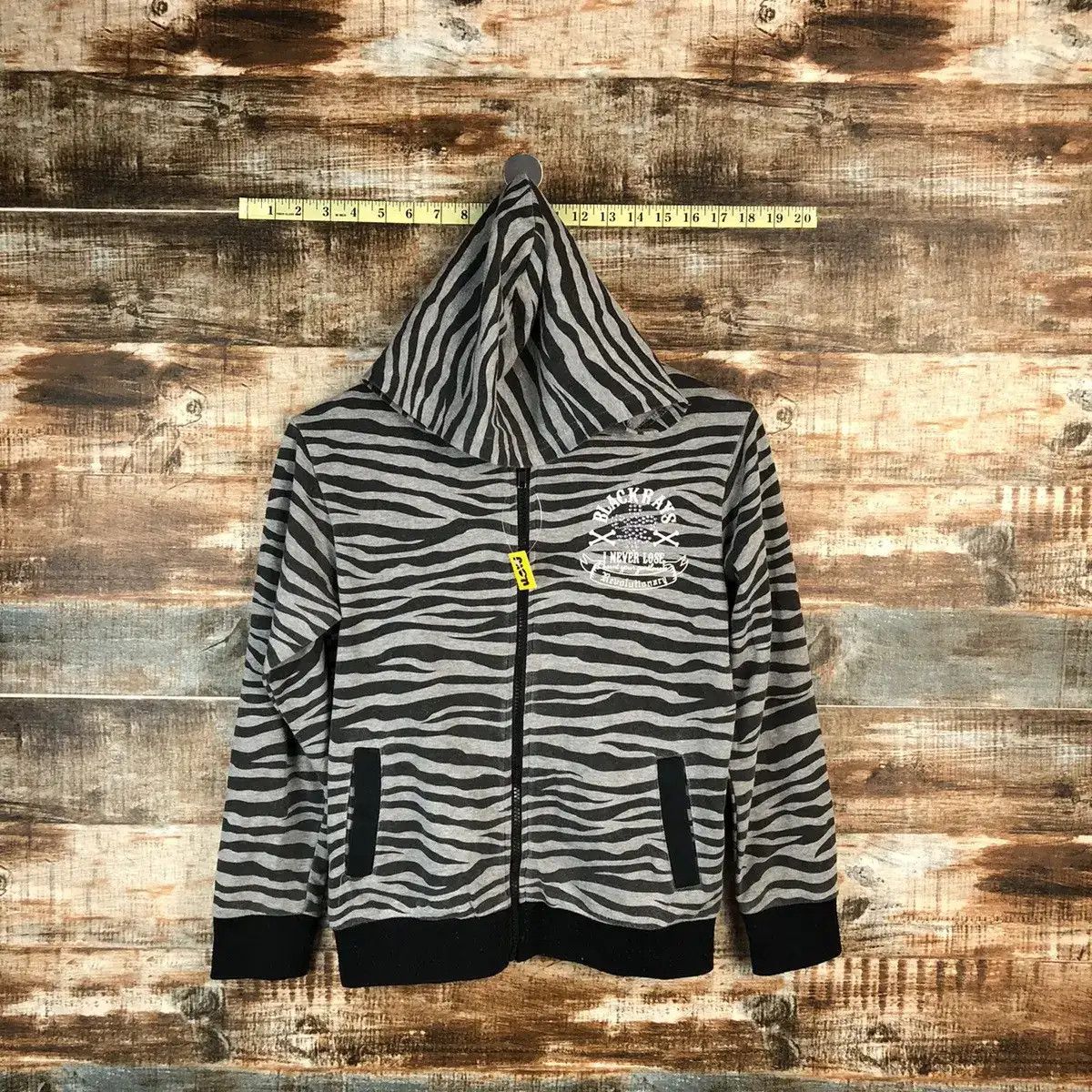 Japanese Brand DLL Bee Box Black Rays zebra Stripe skull Hoodie #A1571 Size US S / EU 44-46 / 1 - 6 Thumbnail