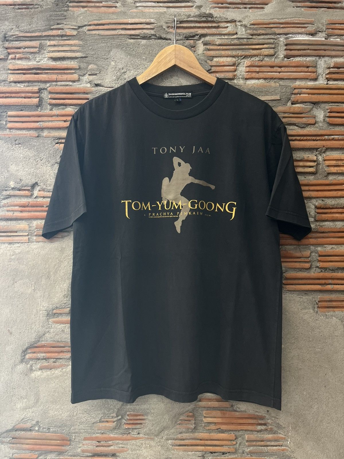 Arts & Science Vtg TOM-YUM-GOONG Tony Jaa 2005’s Promo Film Tshirt Size US L / EU 52-54 / 3 - 2 Thumbnail