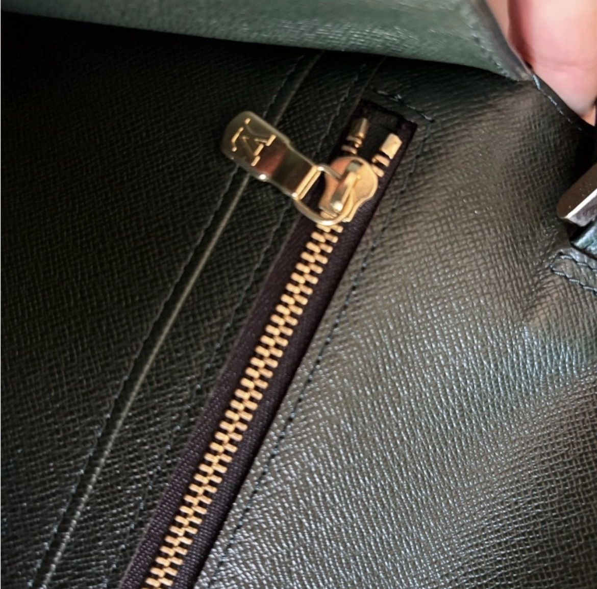 Louis Vuitton Louis Vuitton leather clutch Bag Size ONE SIZE - 6 Thumbnail
