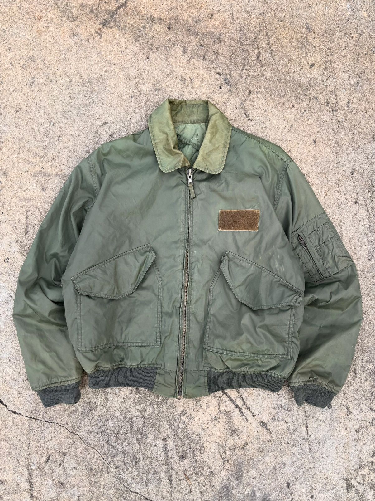 Vintage Vintage Faded Ma-1 Flight Bomber Jacket (Kanye Style) Size US XL / EU 56 / 4 - 1 Thumbnail
