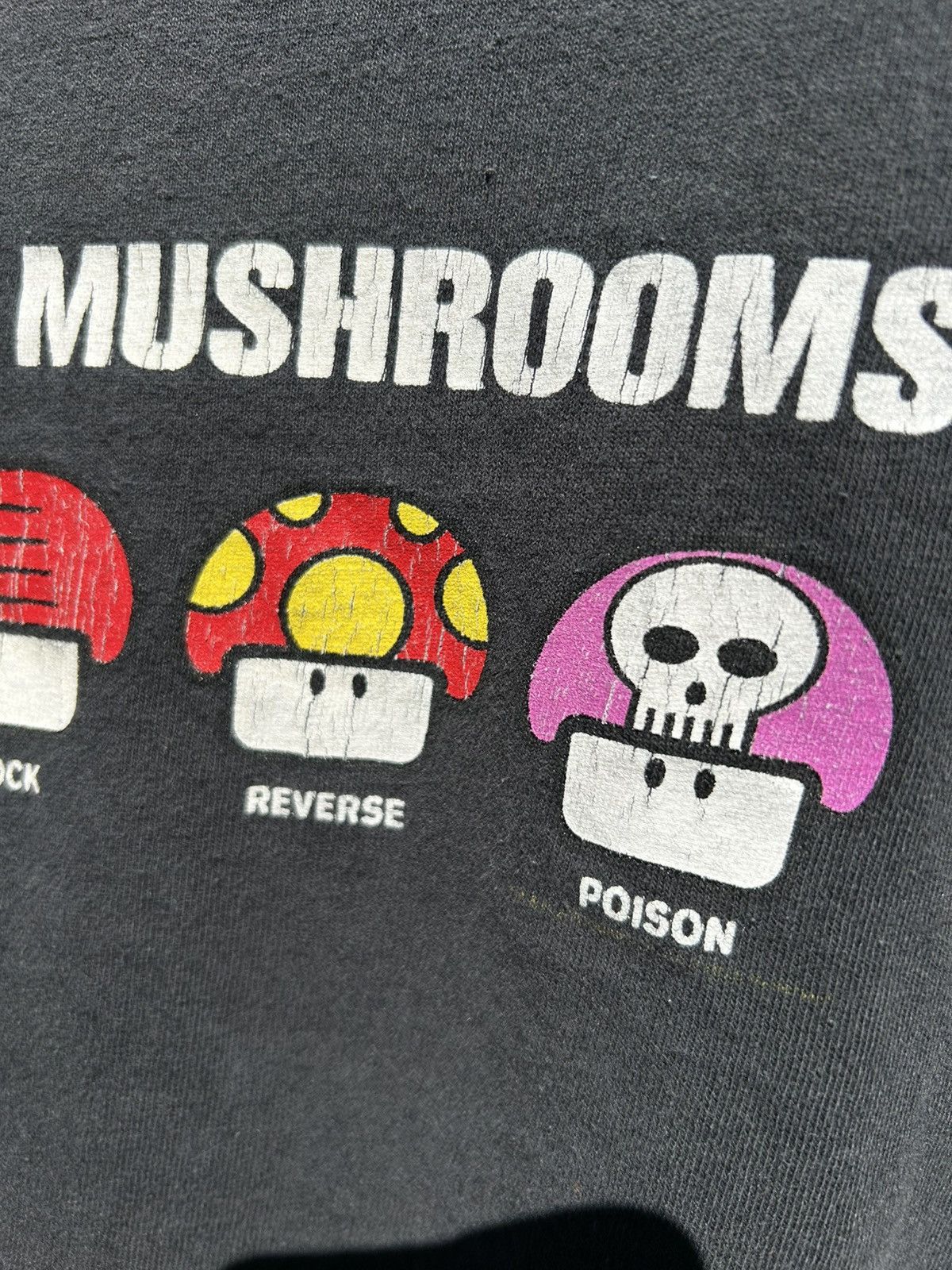 Vintage Early Y2K Know Your Mushrooms Fader Tee Size US XL / EU 56 / 4 - 3 Thumbnail