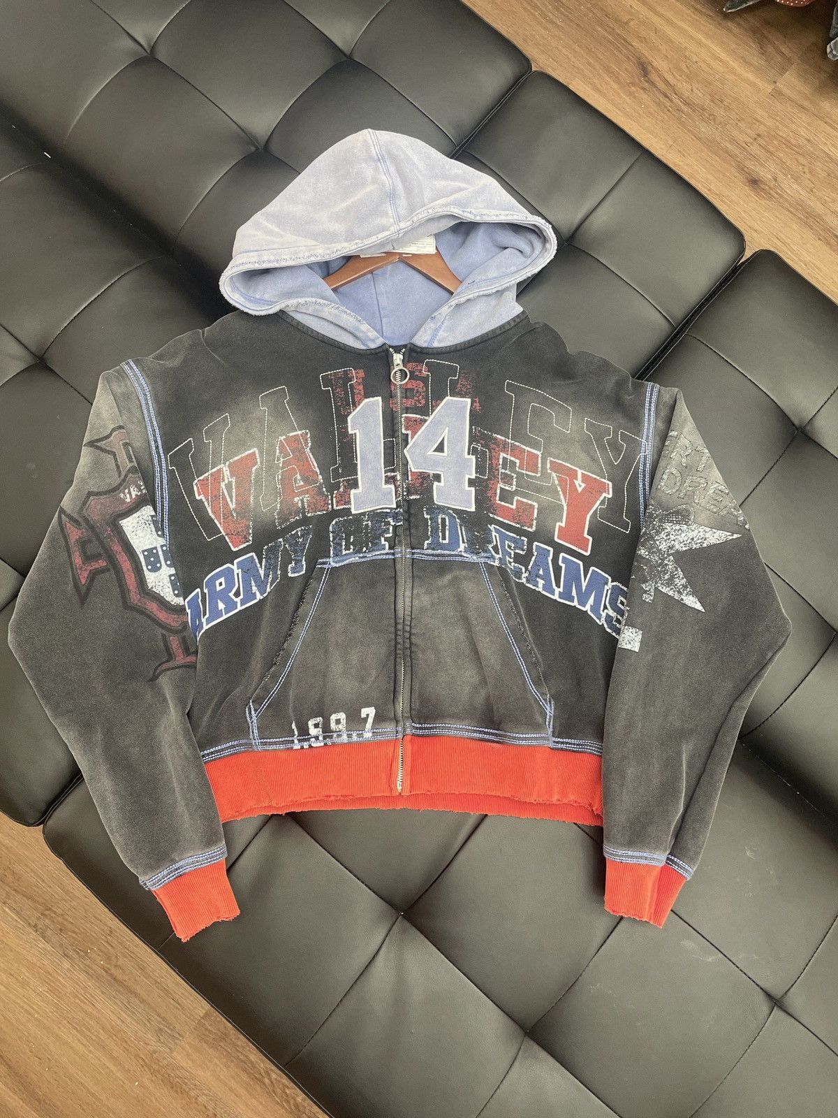 Vale Vale forever big 14 Zip up Size US S / EU 44-46 / 1 - 1 Thumbnail