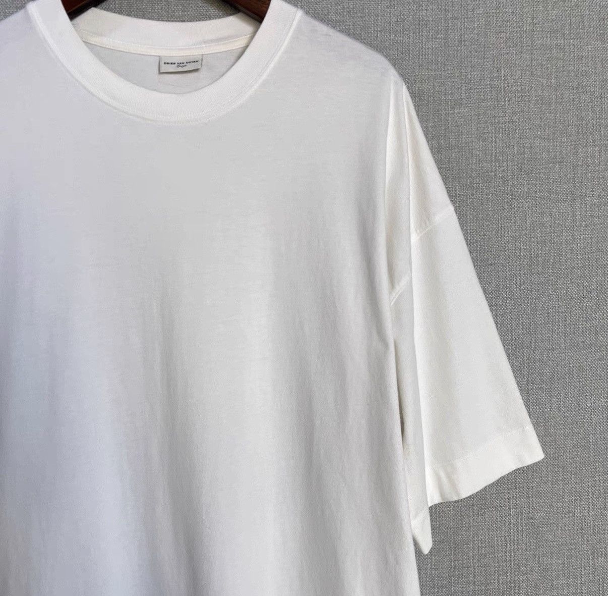 Dries Van Noten Dries Van Noten White Solid Short Sleeve T-Shirt Size US L / EU 52-54 / 3 - 3 Thumbnail