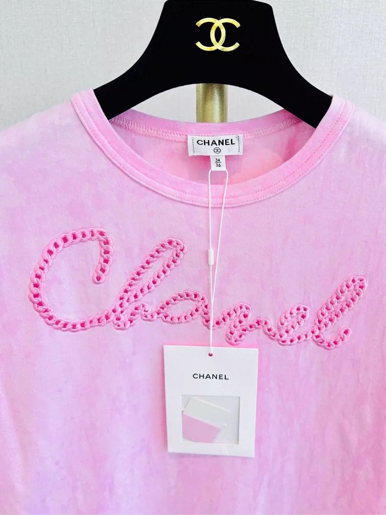 Chanel Chanel Pink letter faded short sleeves Size XS / US 0-2 / IT 36-38 - 2 Thumbnail