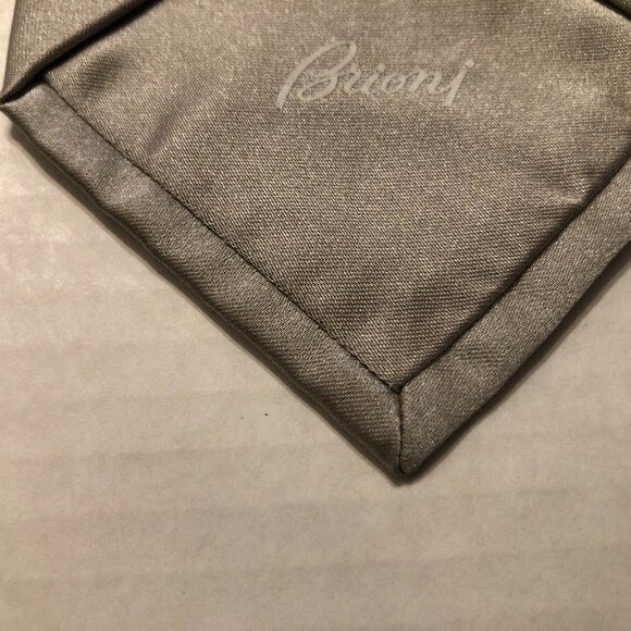 Brioni BRIONI MEN'S NEW 100%SILK TIE WIDTH: 3 3/4" LENGTH: 61" Size ONE SIZE - 4 Thumbnail