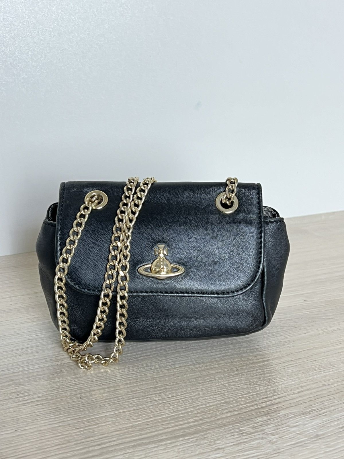 Vivienne Westwood small Saffiano crossbody bag with gold orb and chain Size ONE SIZE - 3 Thumbnail