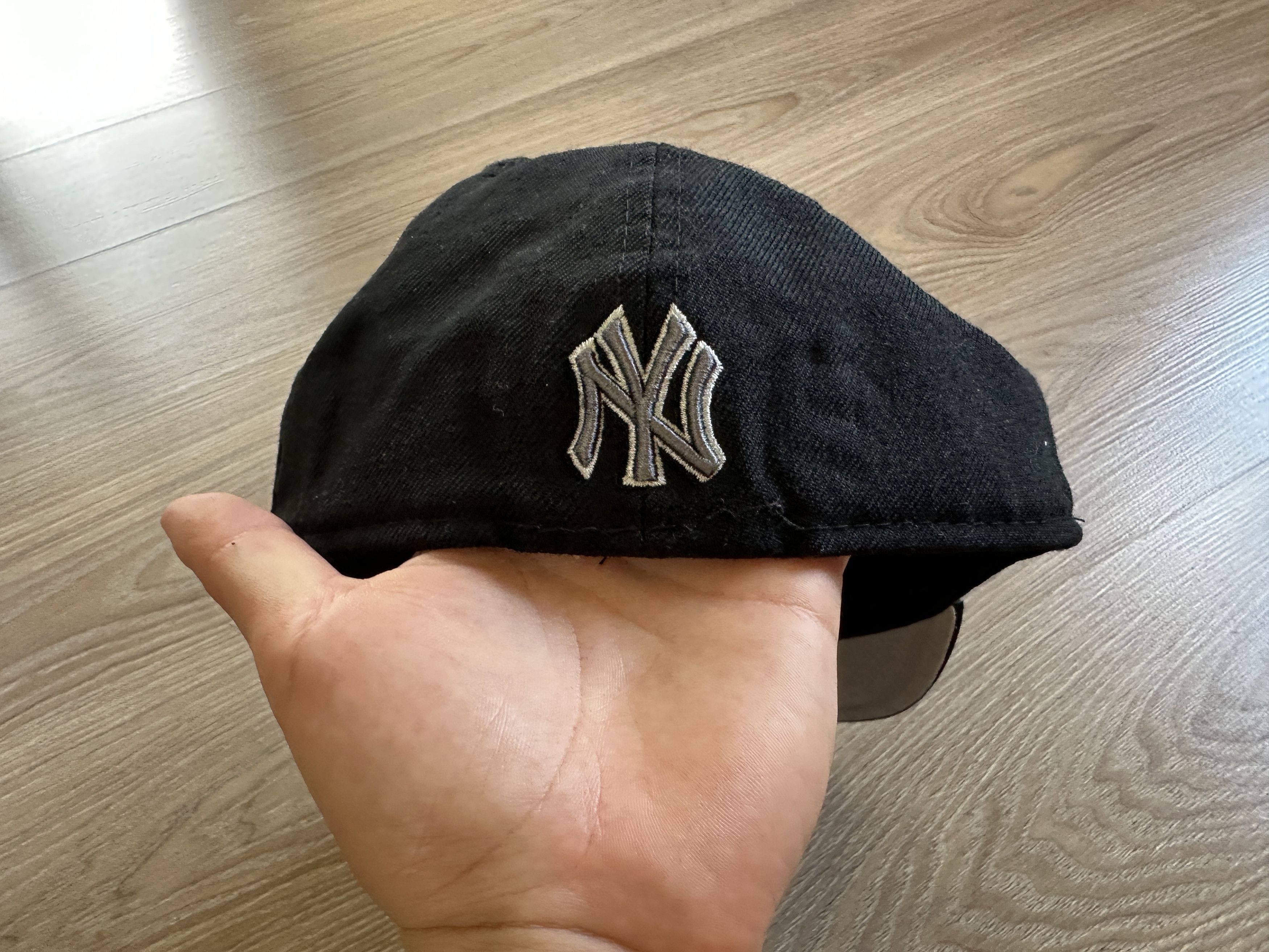 New Era × New York Yankees Vintage New Era New York Yankees Embroidered Logo Snapback Size ONE SIZE - 6 Thumbnail
