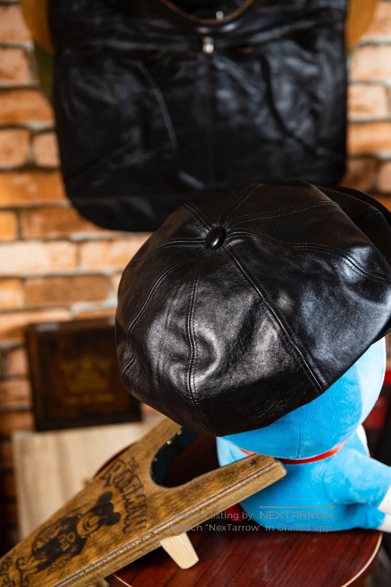 Indian Motorcycle Indian Motorcycle Black Horse Leather Newsboy Cap. Size ONE SIZE - 3 Thumbnail